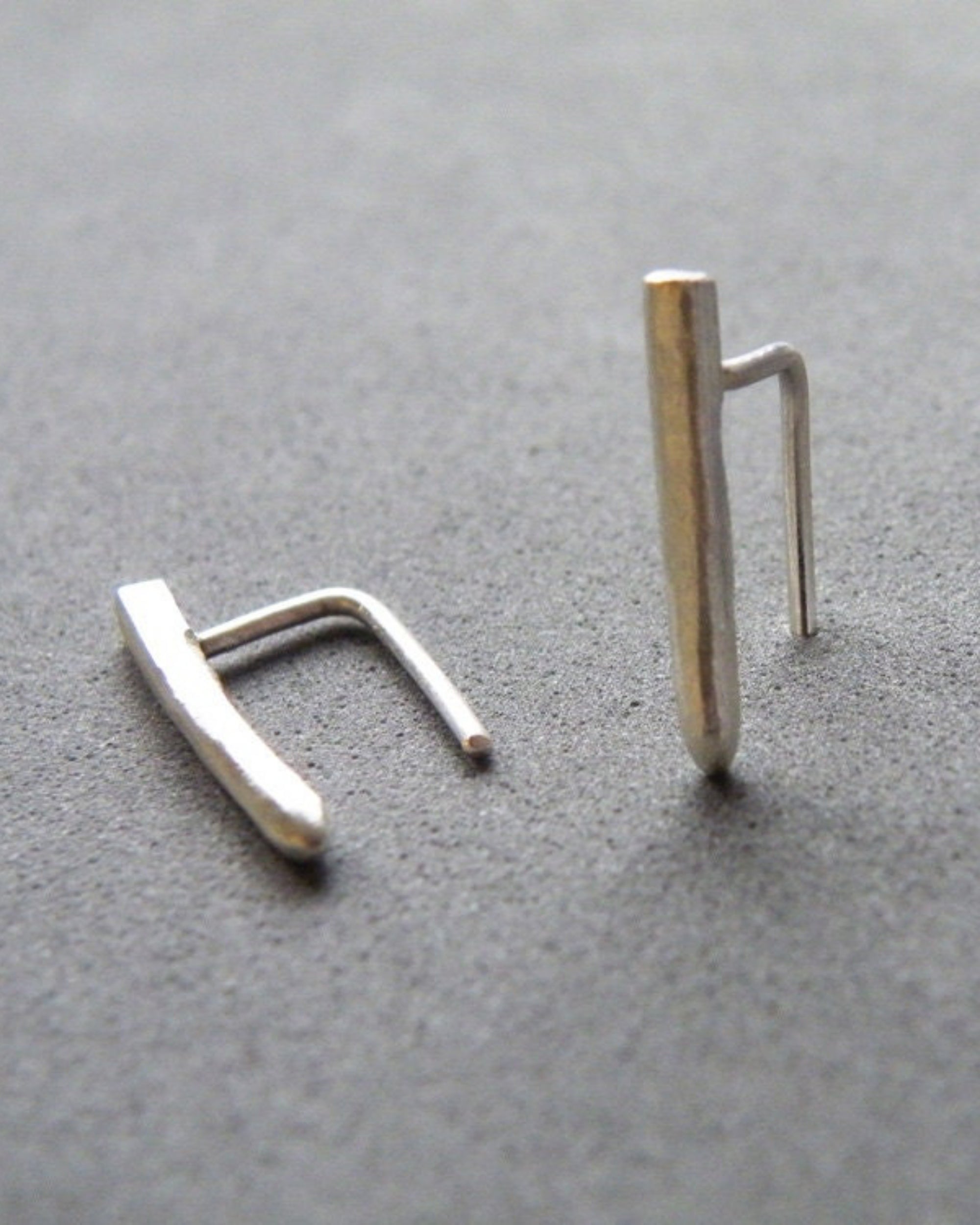 steamylab : silver bar stud earrings