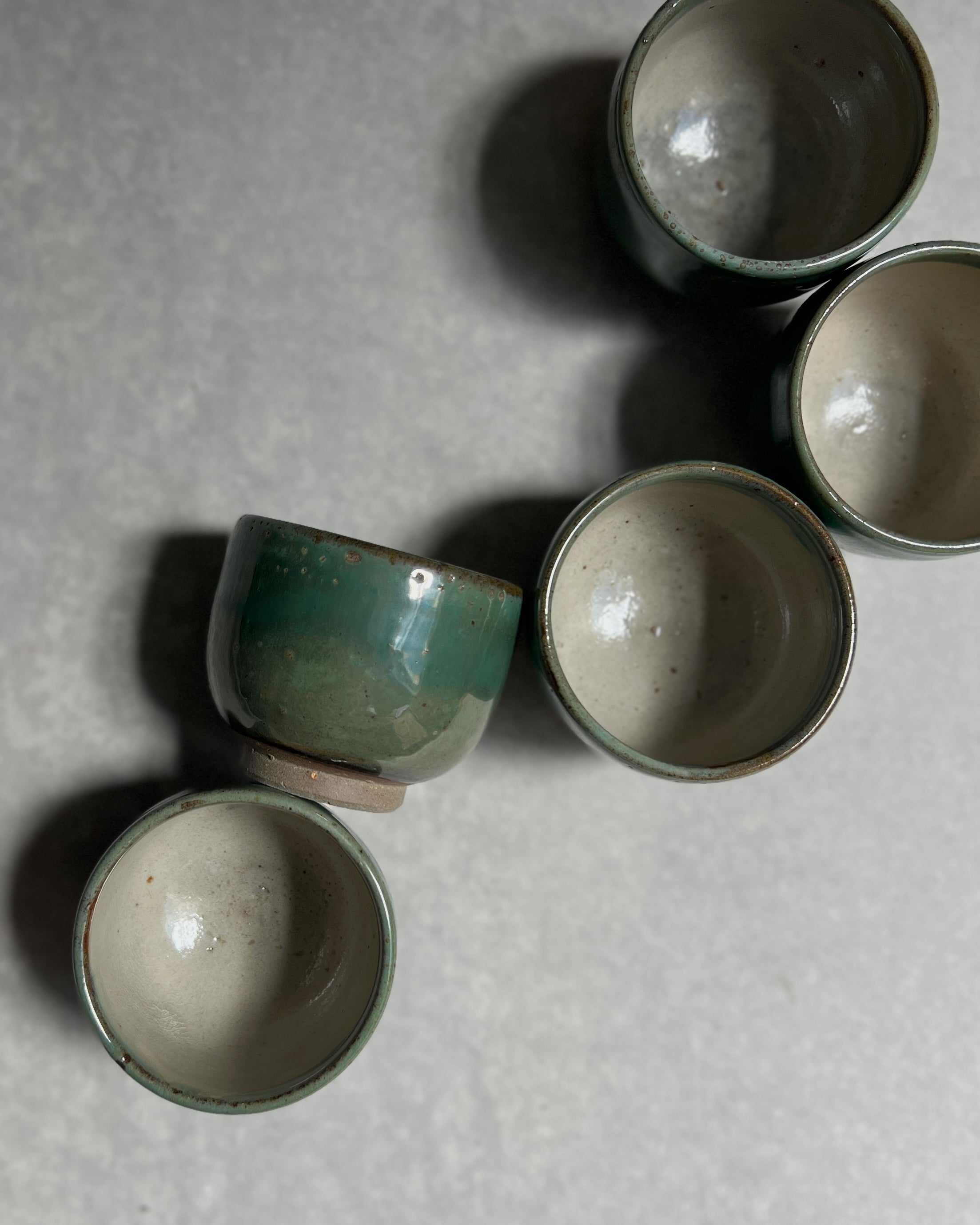 vintage ceramic teapot & cups