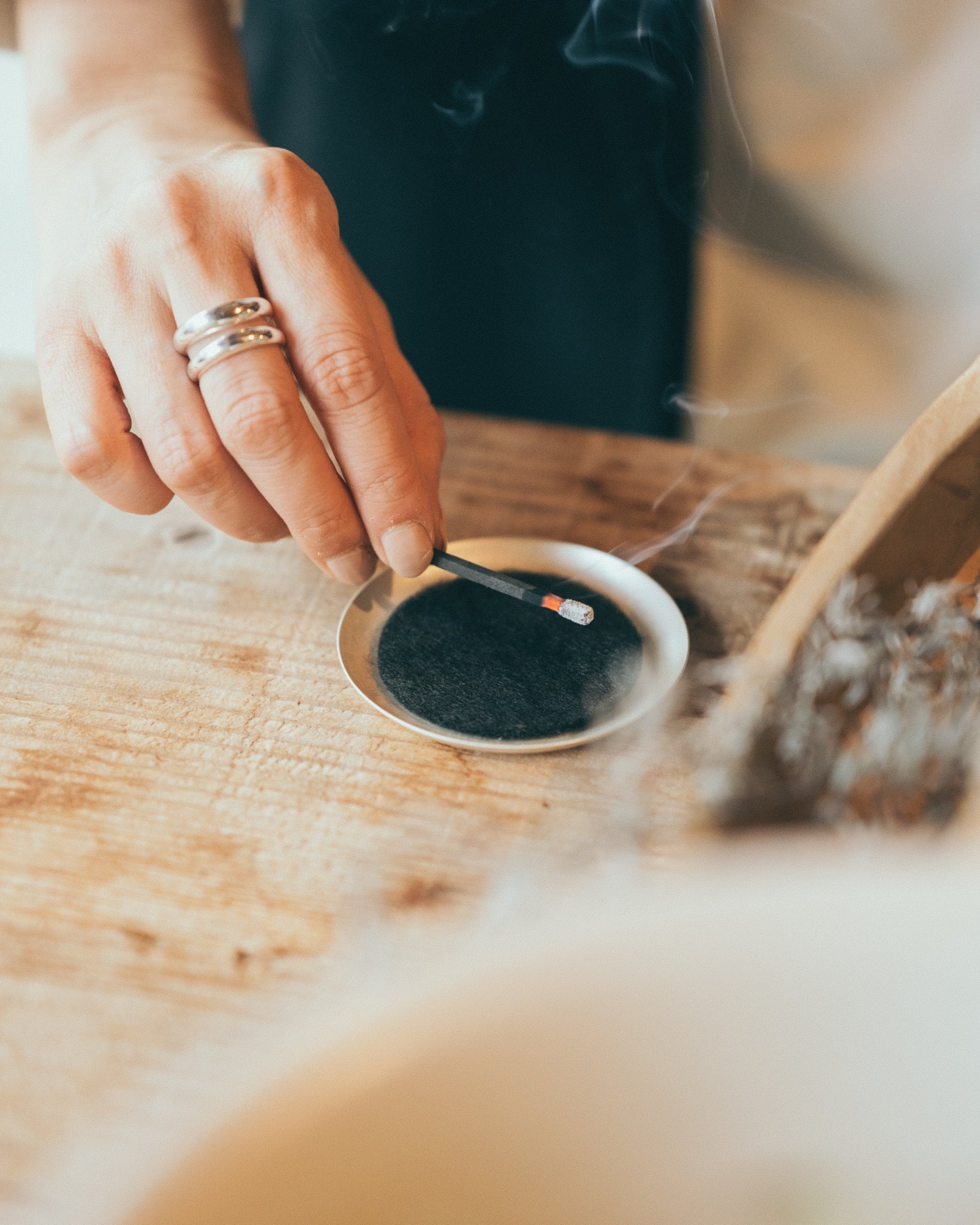 hibi 10 minute incense : traditional scents