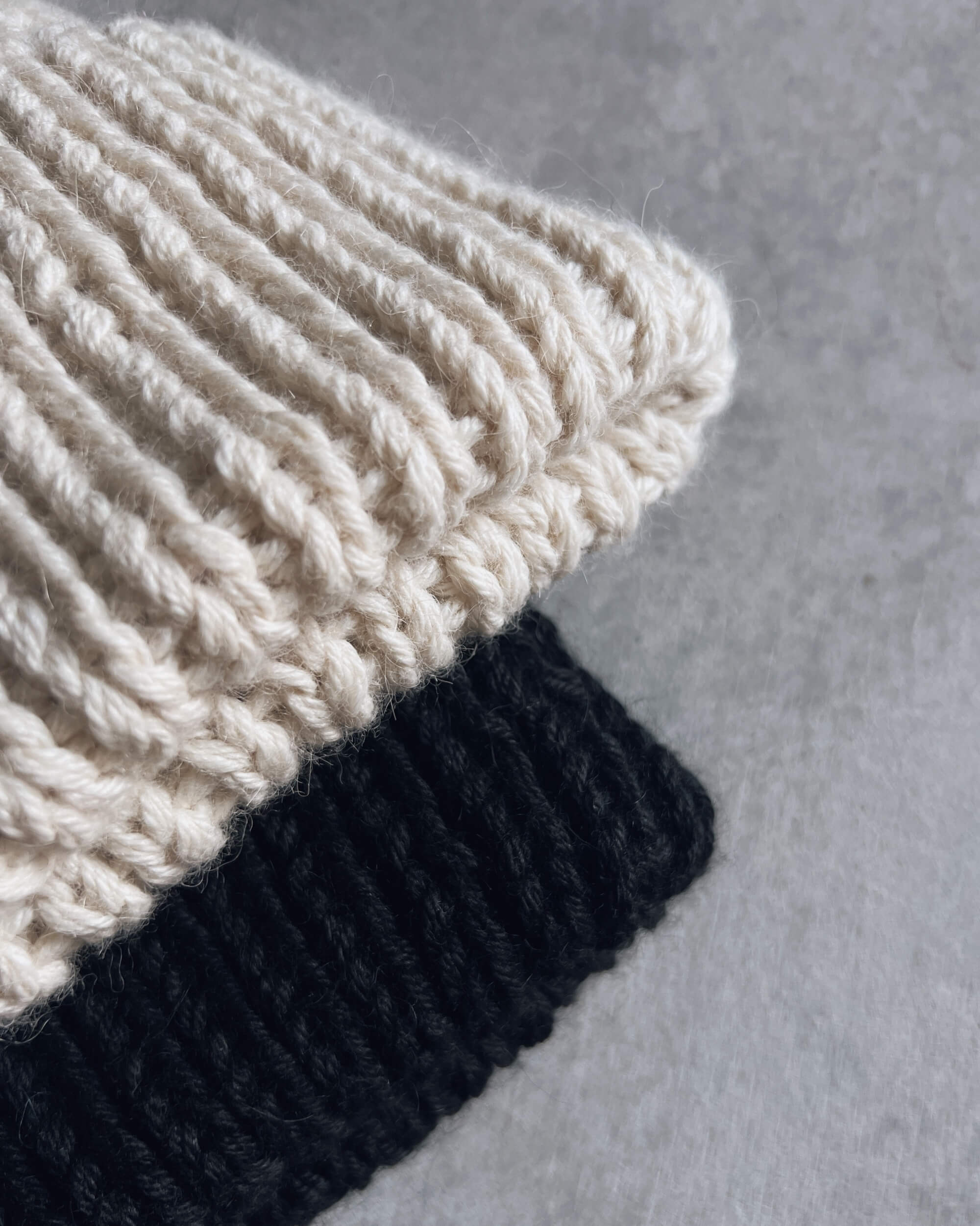 karakoram : alpaca wool ribbed beanie in vanilla bean