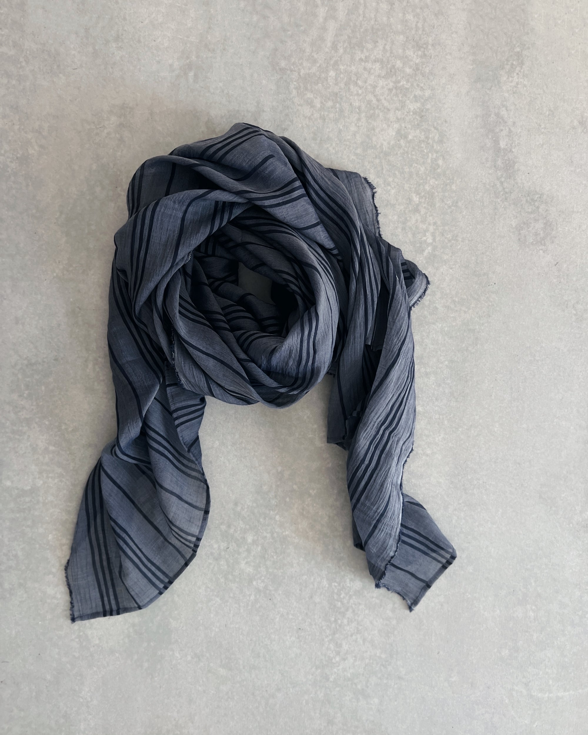 LJ struthers : silk chapter scarf