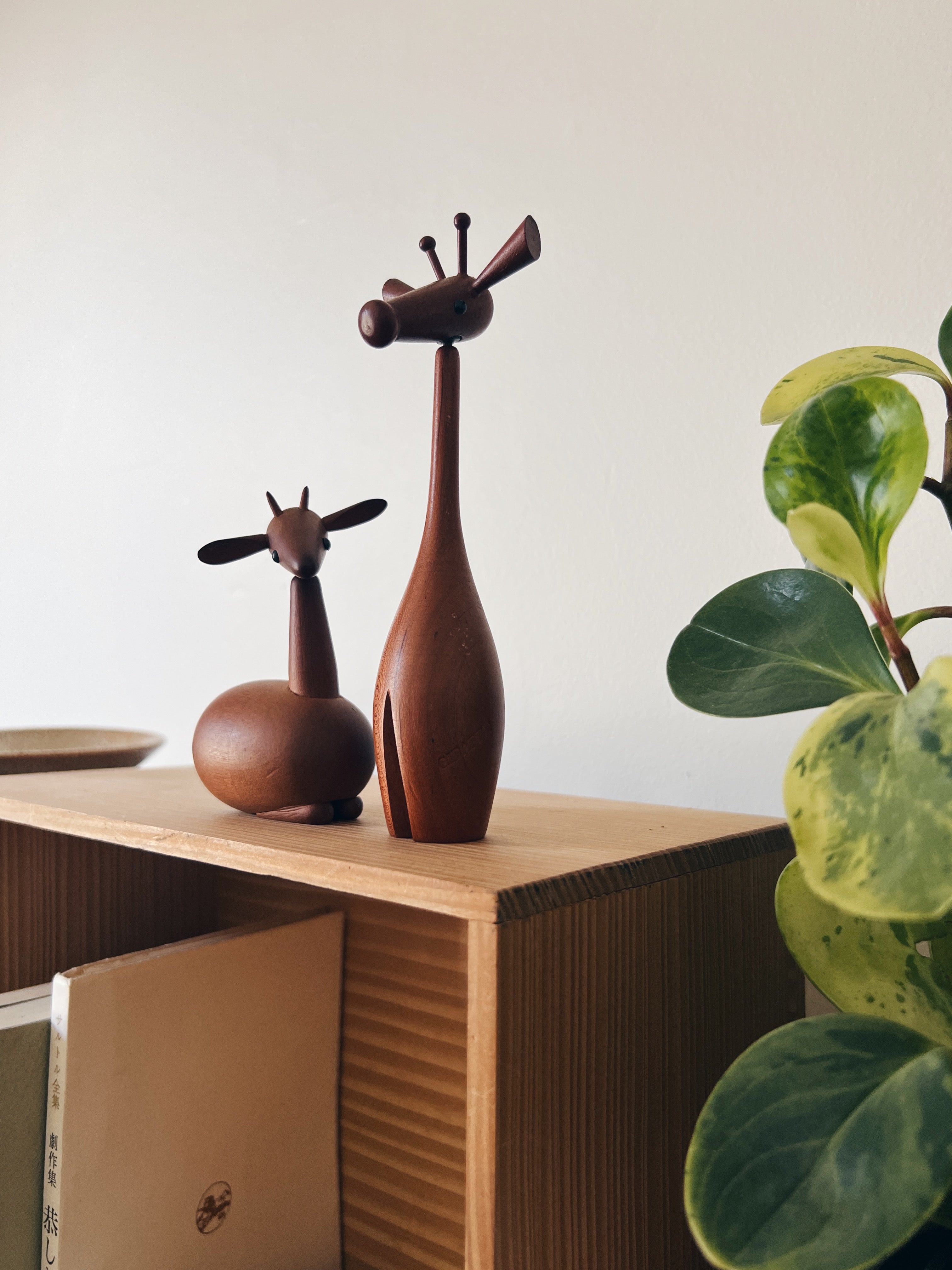 senshukai royal pet : giraffe