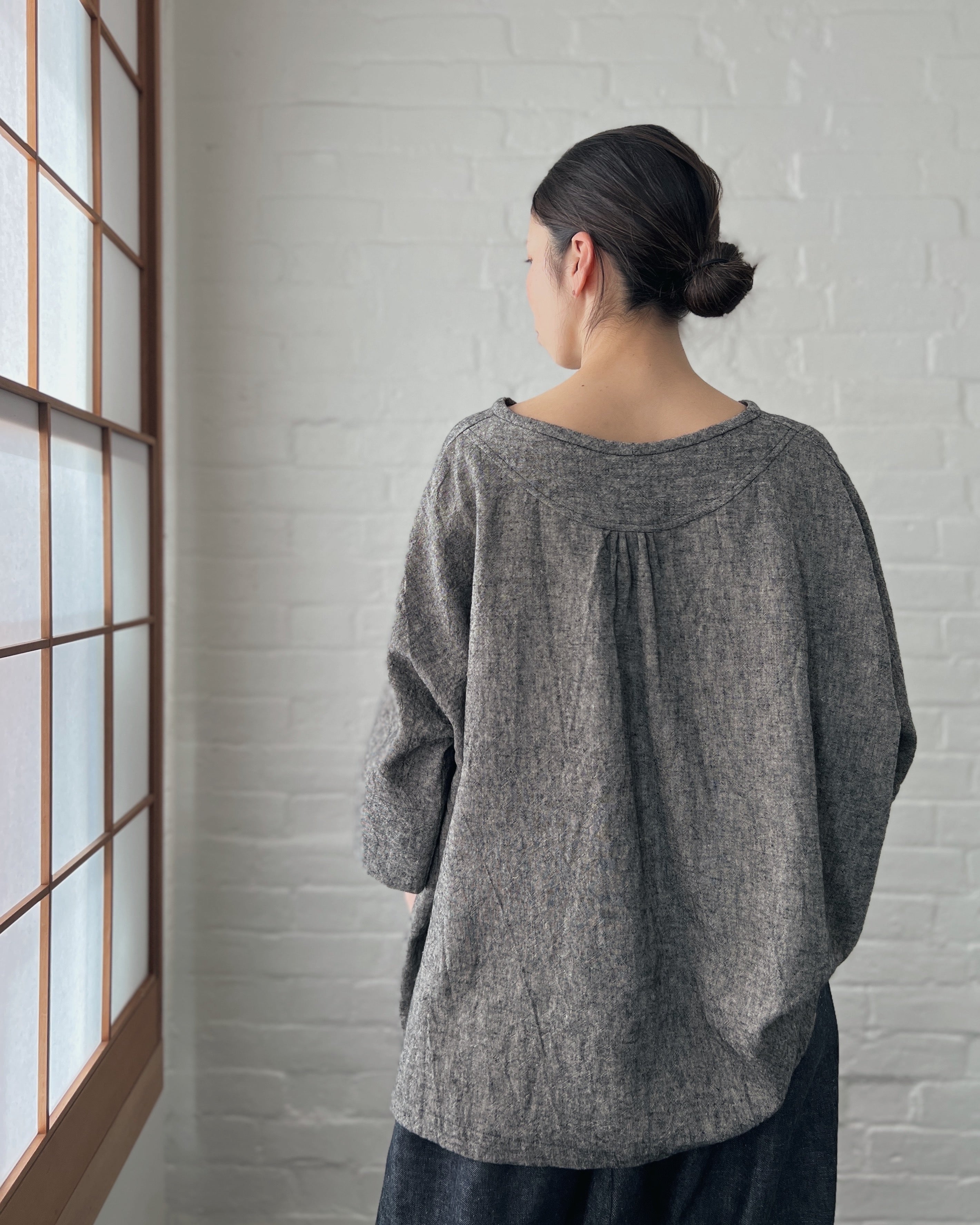 LJ struthers : linen wool lunar smock