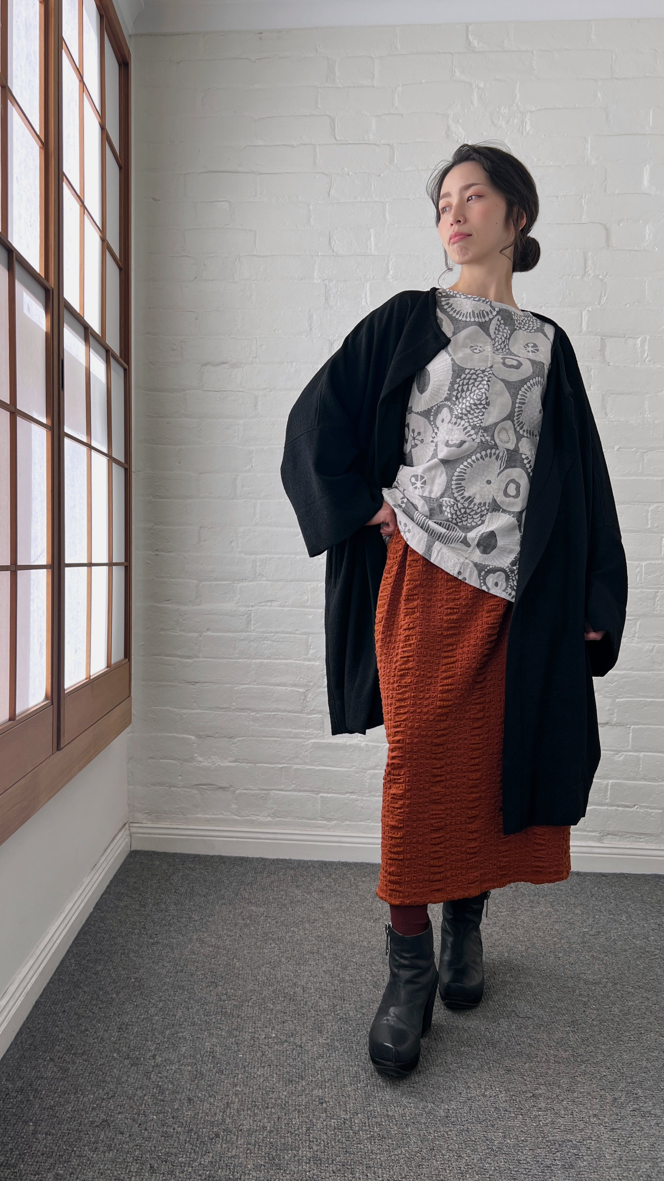 LJ struthers : archive lunar smock