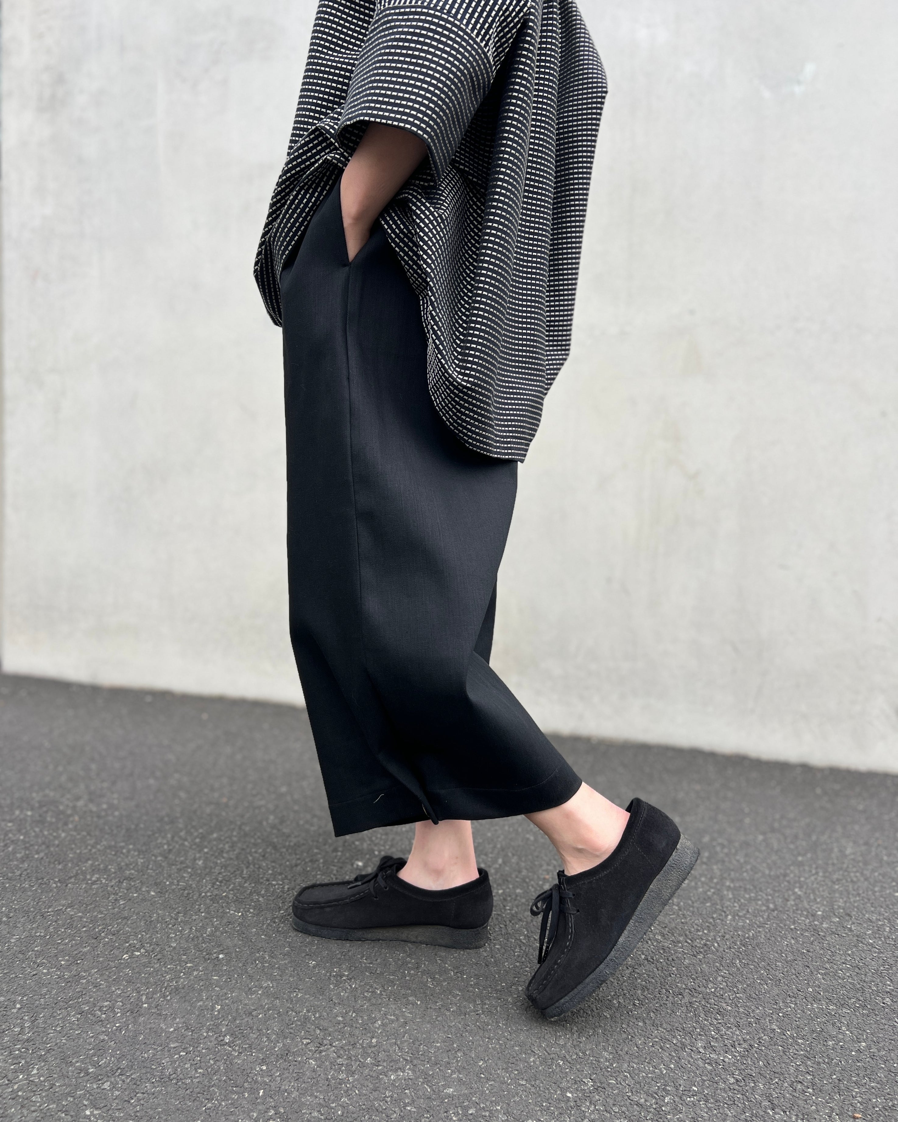 LJ struthers : heavy cotton charcoal pants