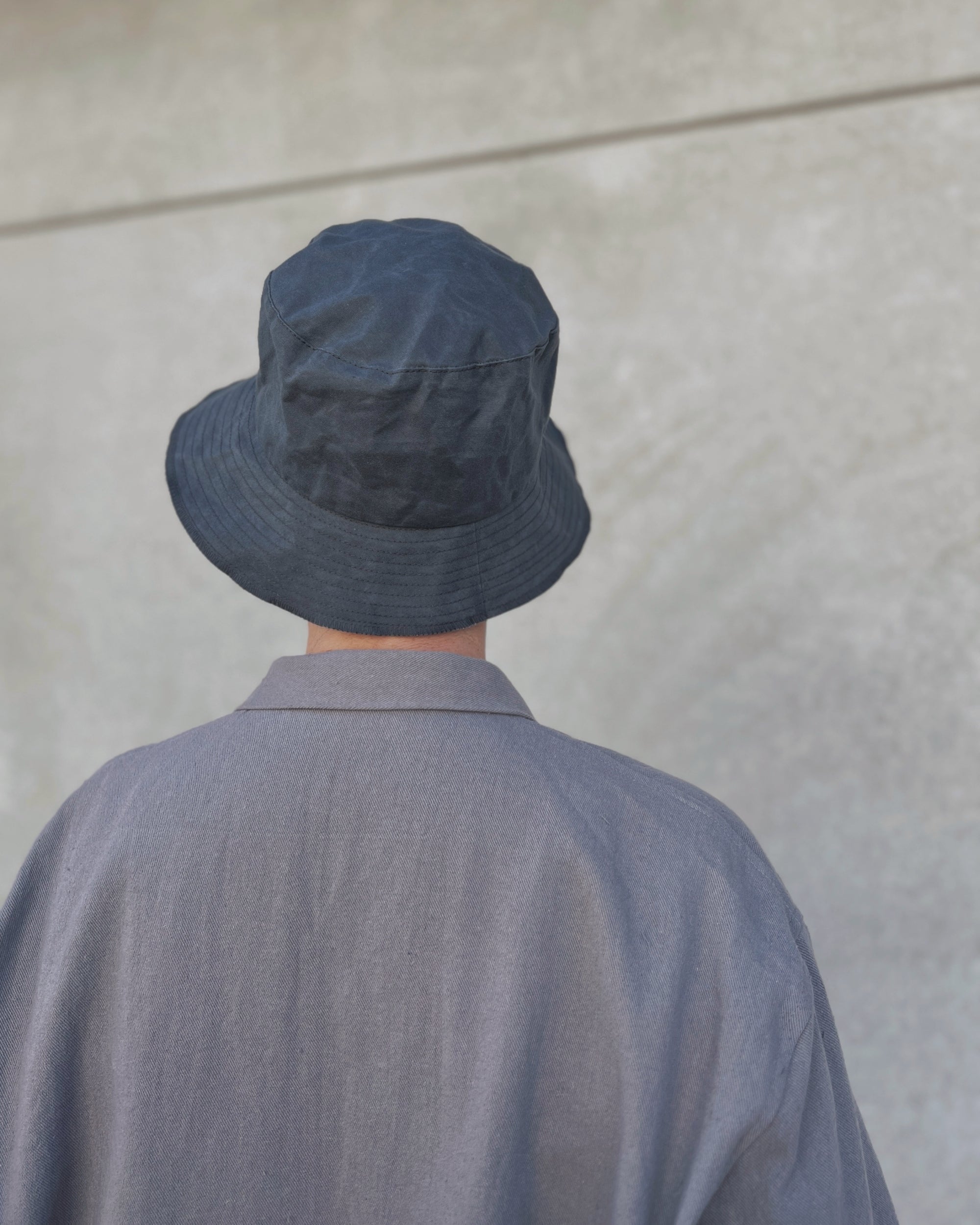 mature ha : paraffin hat in charcoal