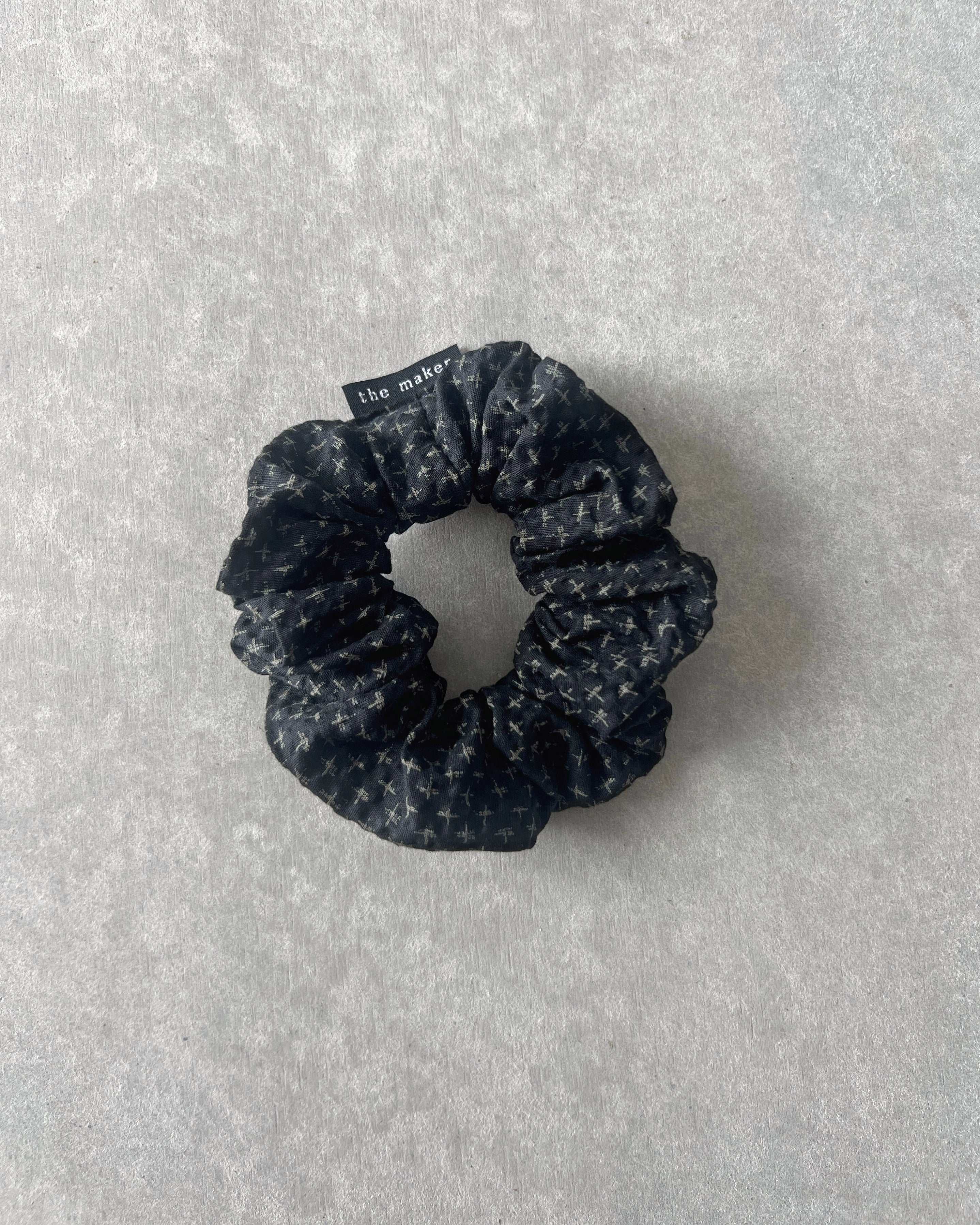 'm' for the maker : scrunchie