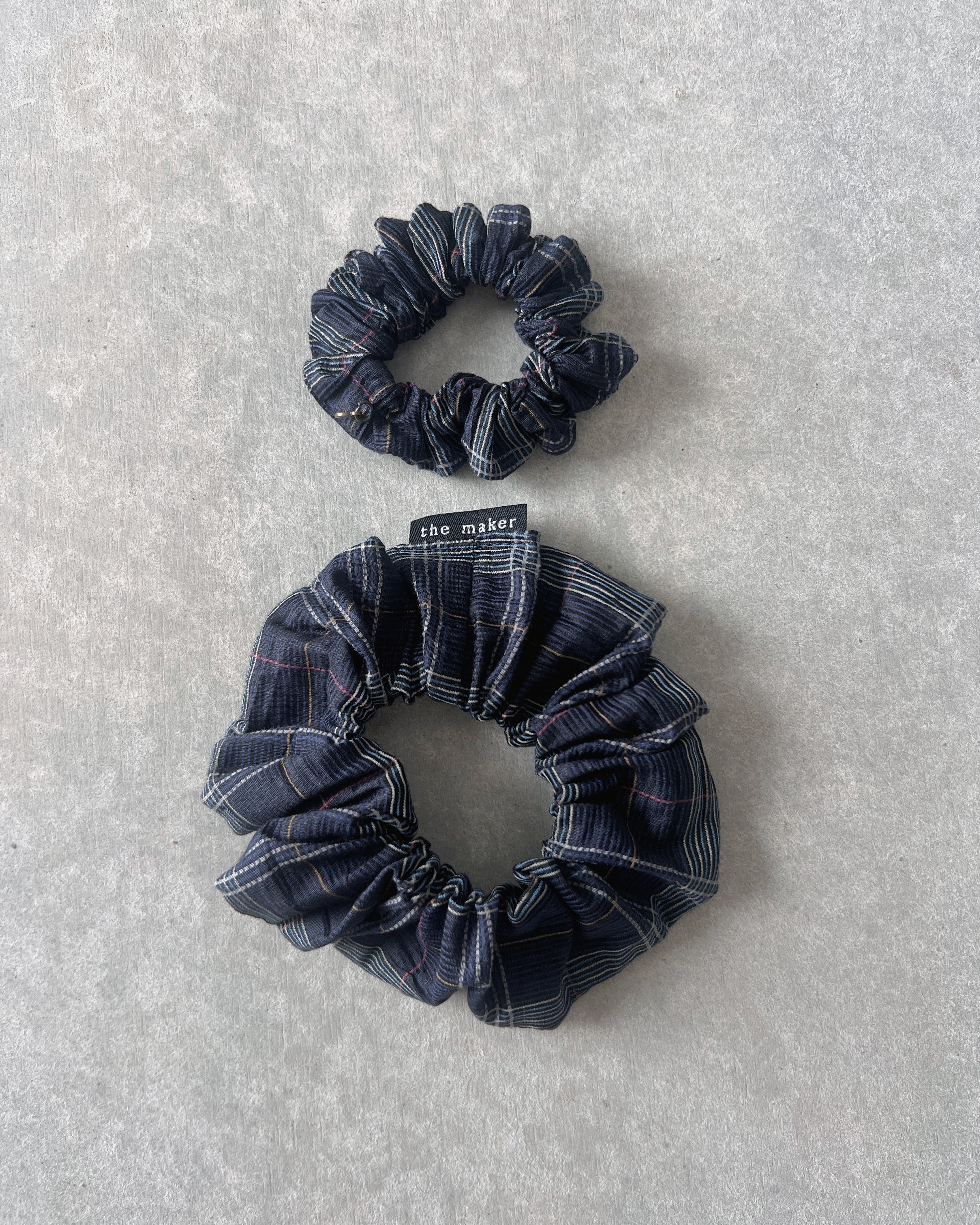 'm' for the maker : scrunchie