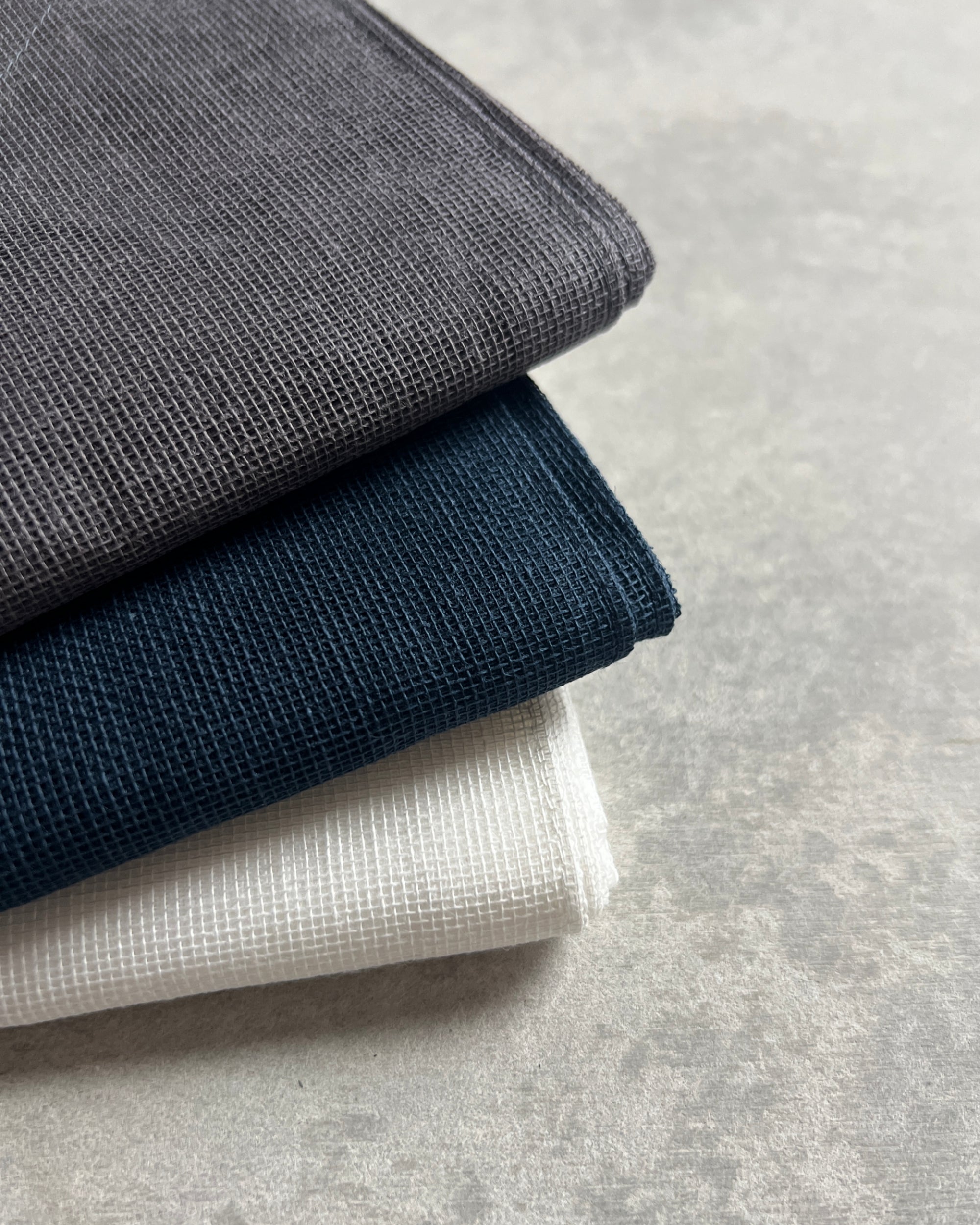 ban inoue : caya hand towel