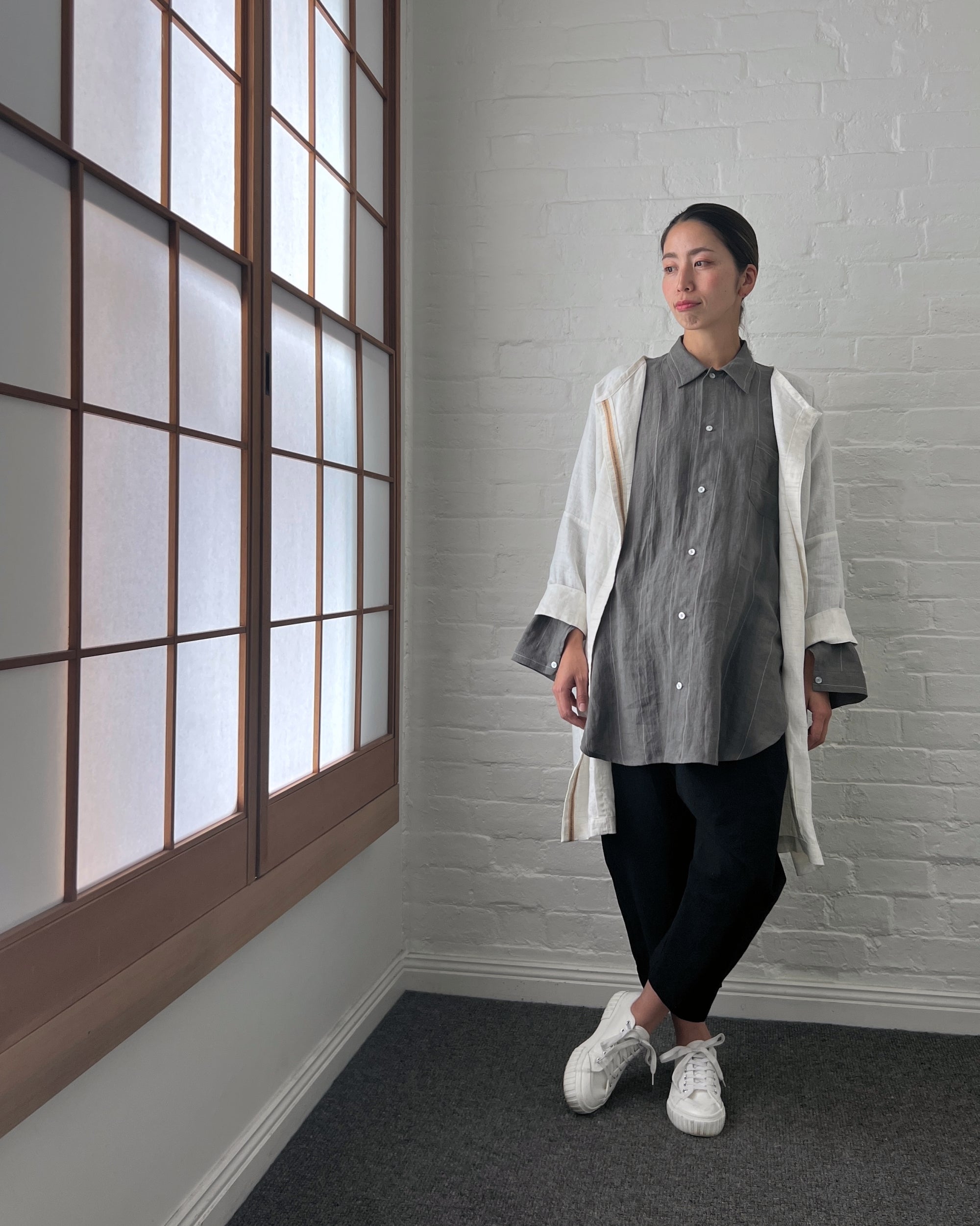 LJ struthers : linen sigma duster