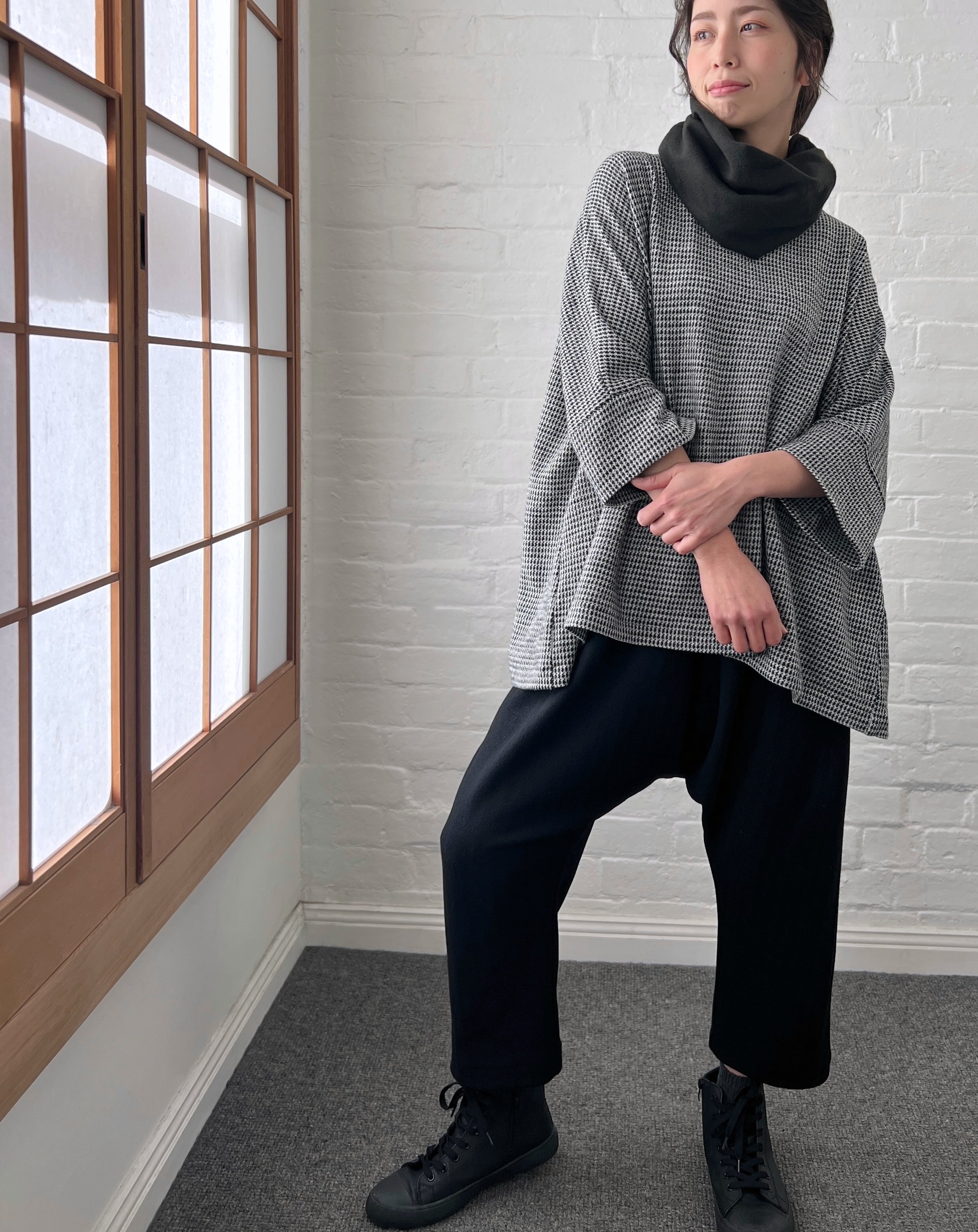 LJ struthers : wool herringbone pants