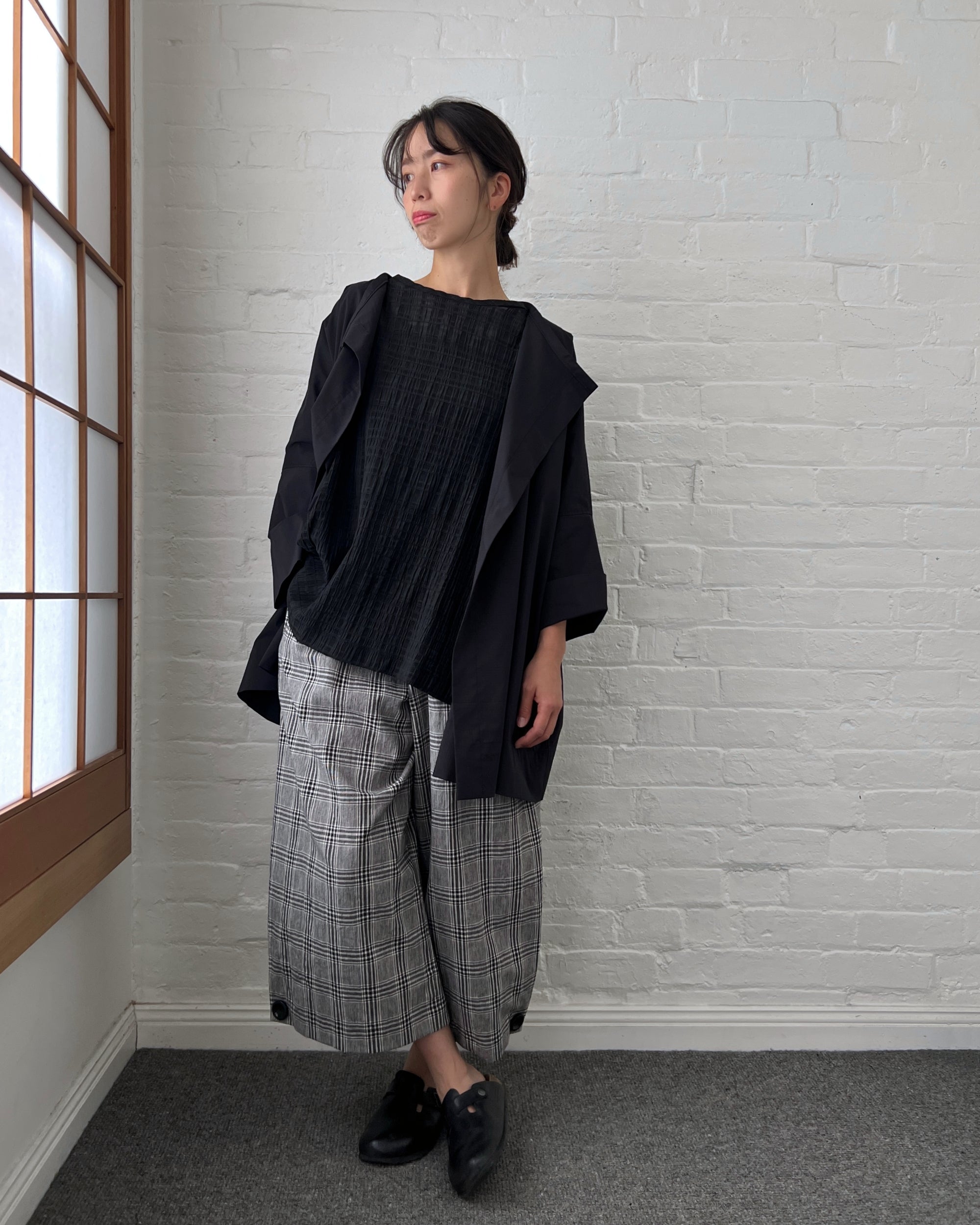 LJ struthers : sheer check lunar smock