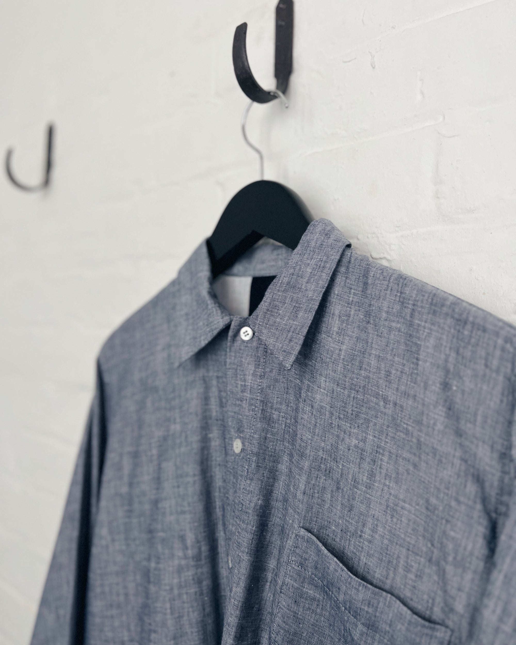 LJ struthers : chambray cotton shirt