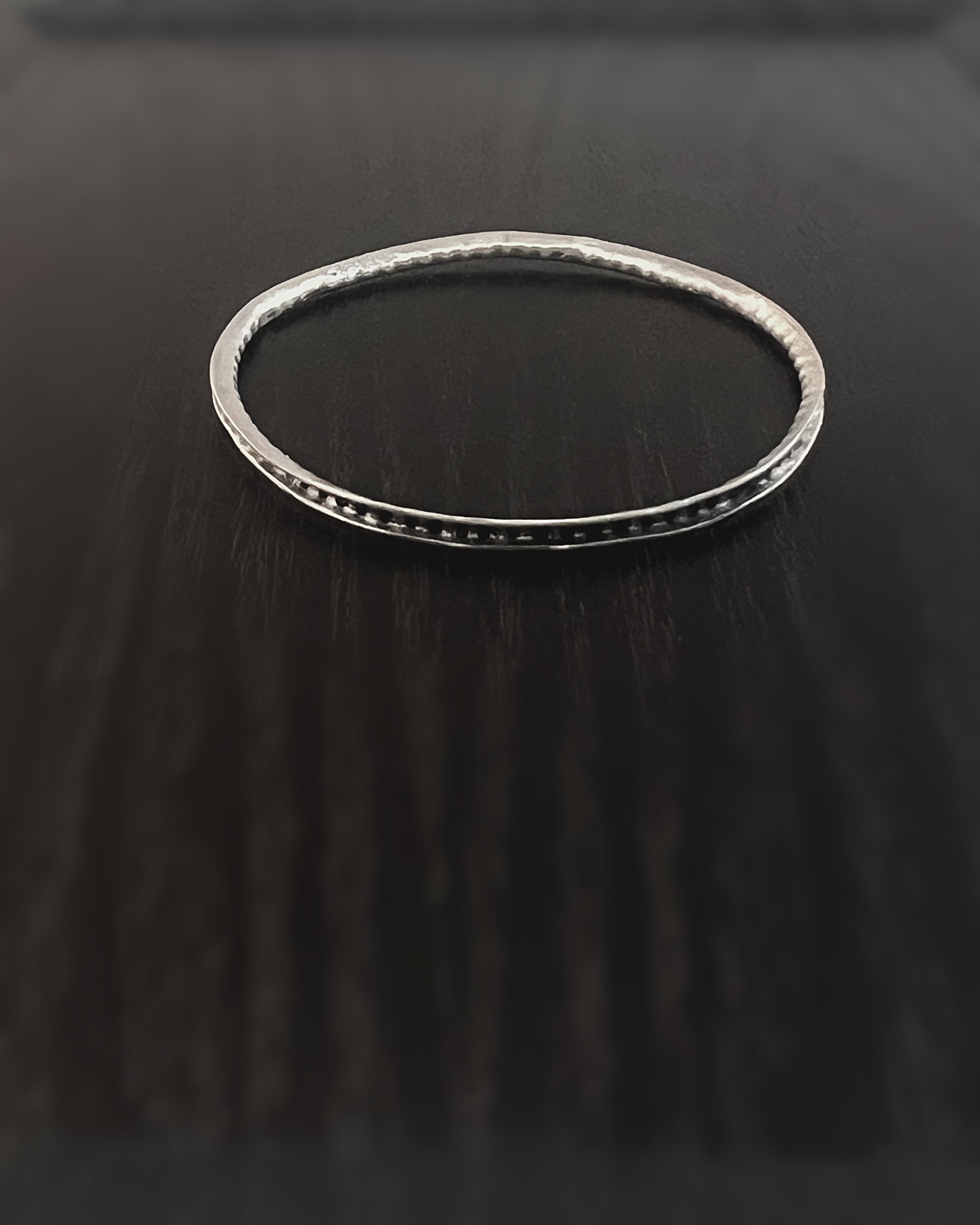Ewa : stacking bangle