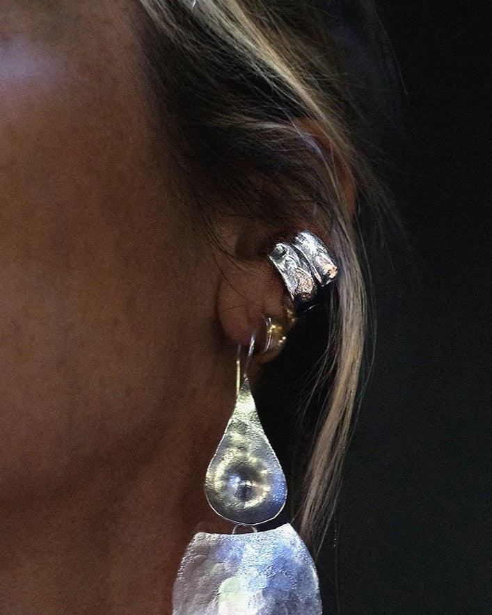 Ewa : silver ear cuff