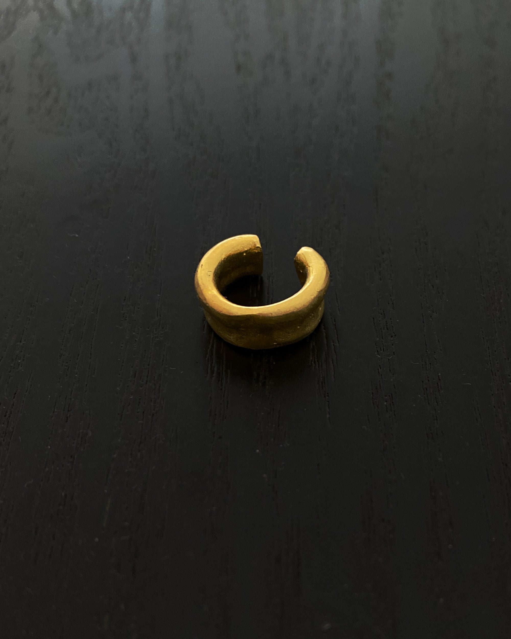 Ewa : gold plated ear cuff