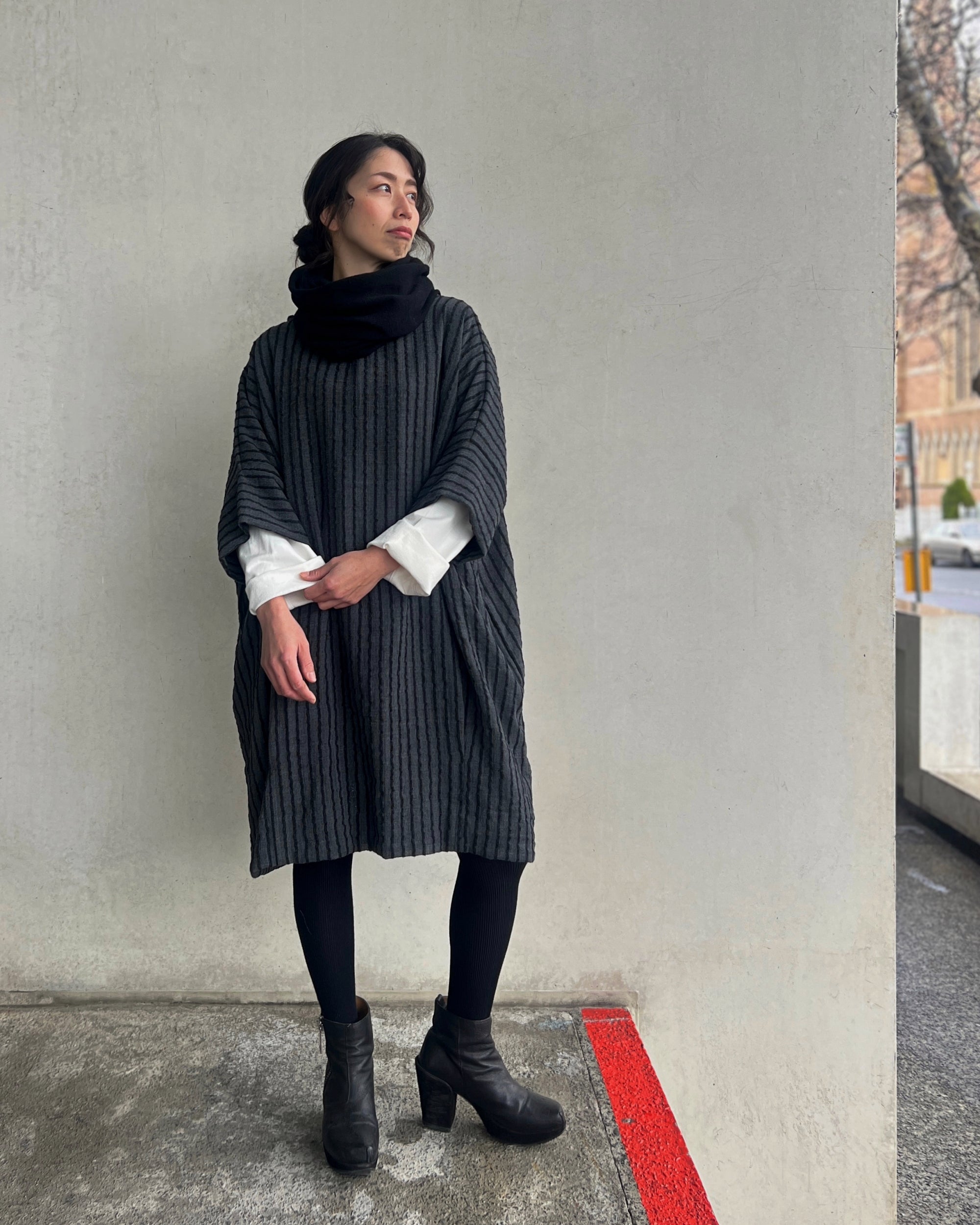 LJ struthers : wool quadro dress