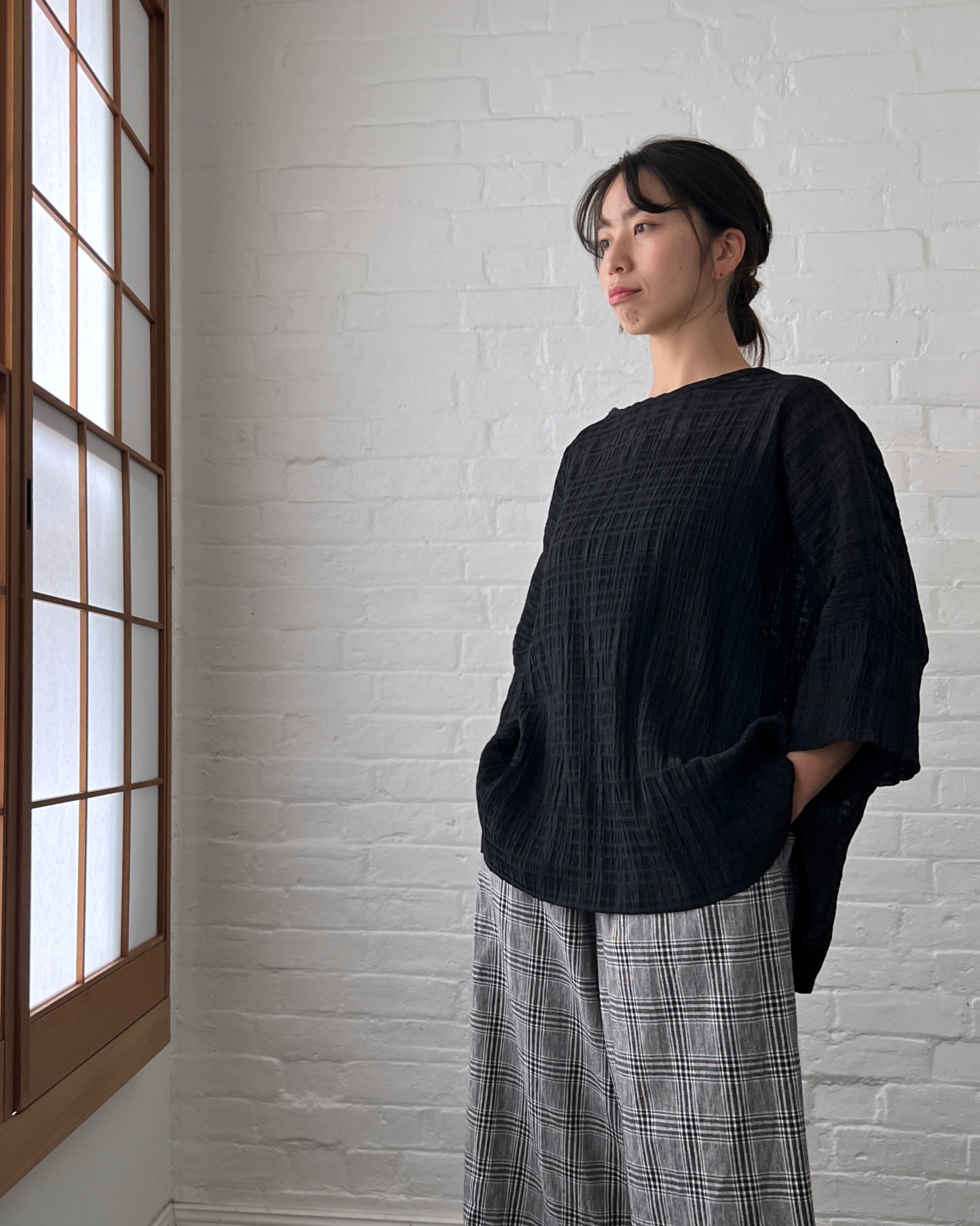 LJ struthers : sheer check lunar smock