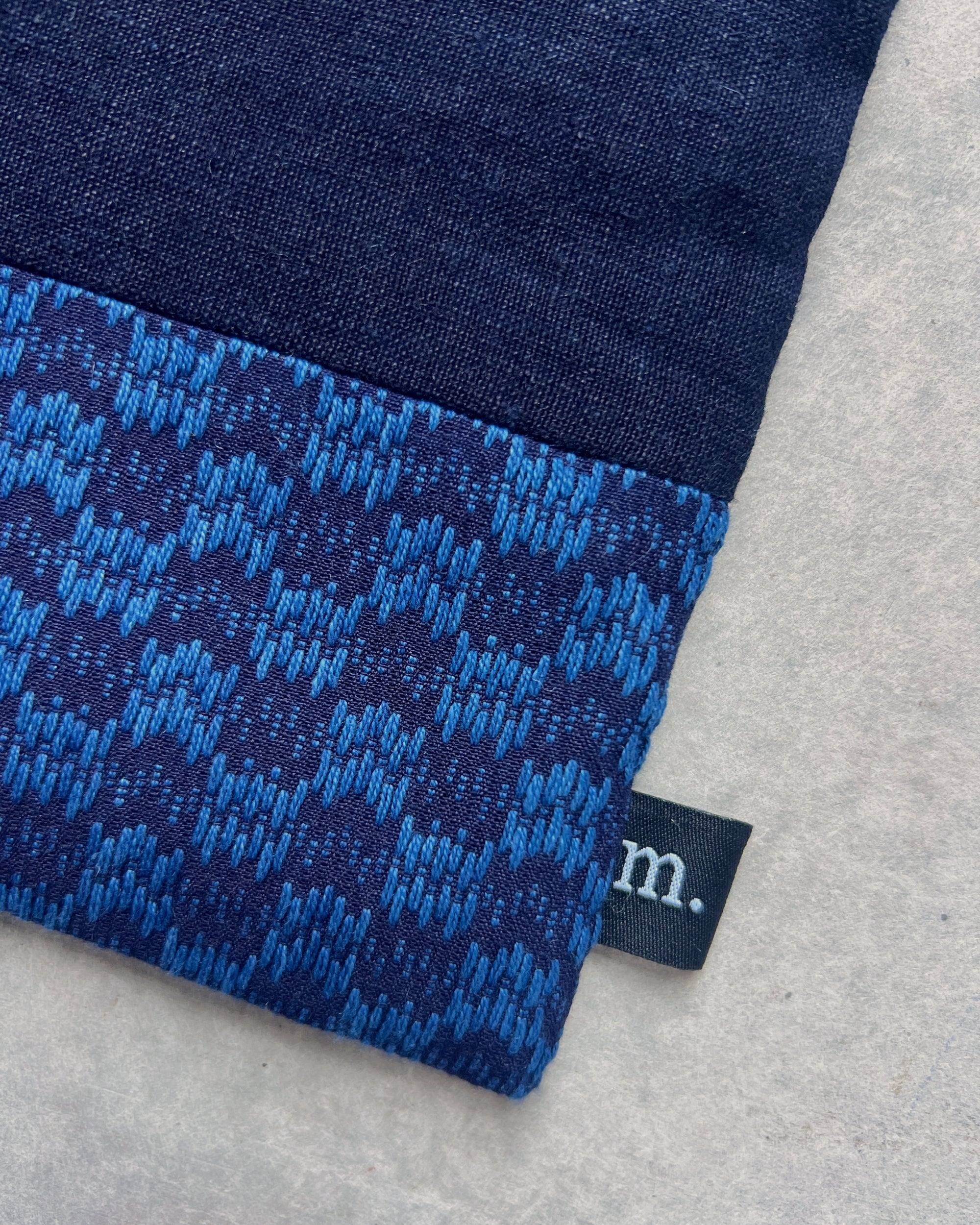 'm' for the maker : hachi bag