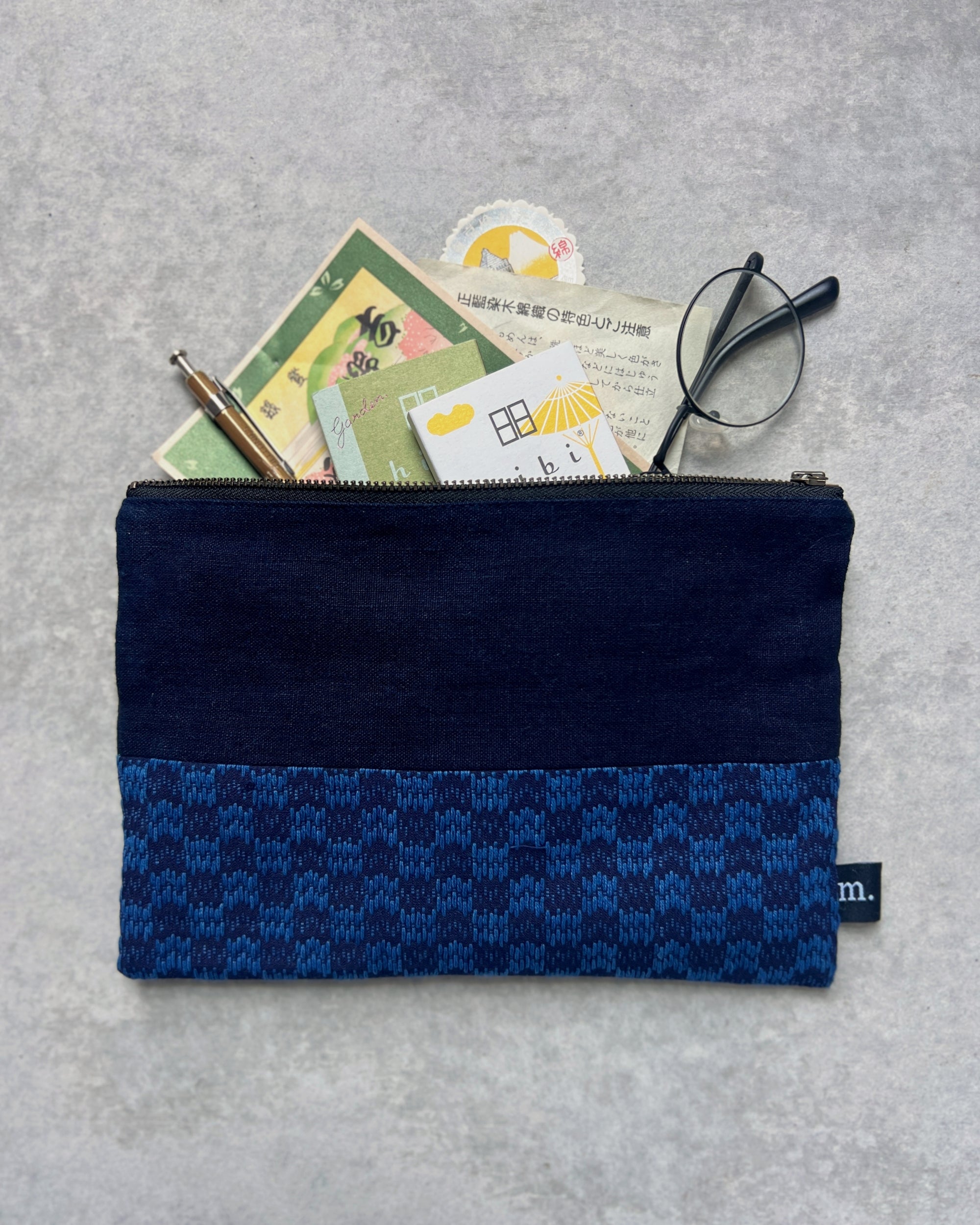 'm' for the maker : hachi bag