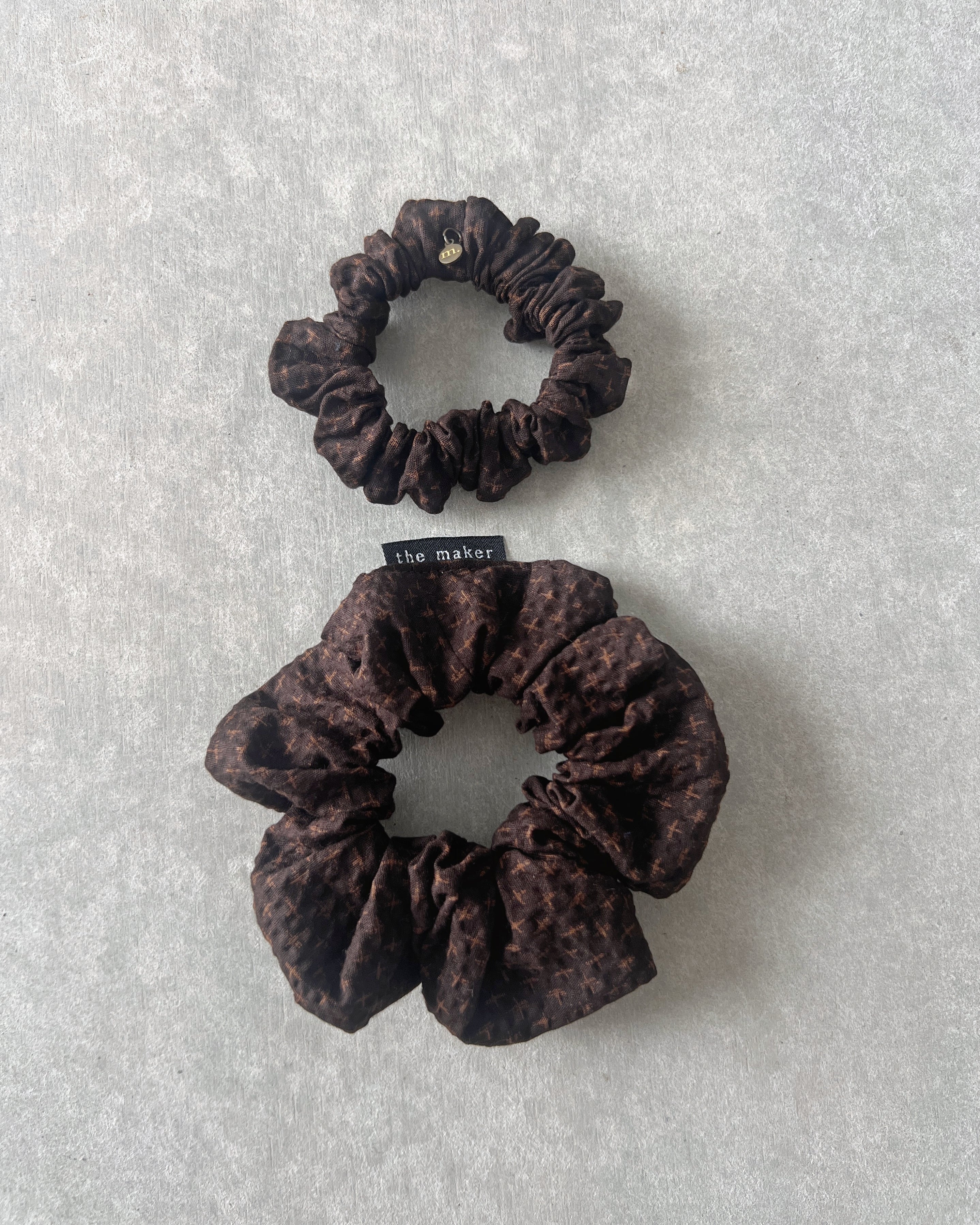 'm' for the maker : scrunchie
