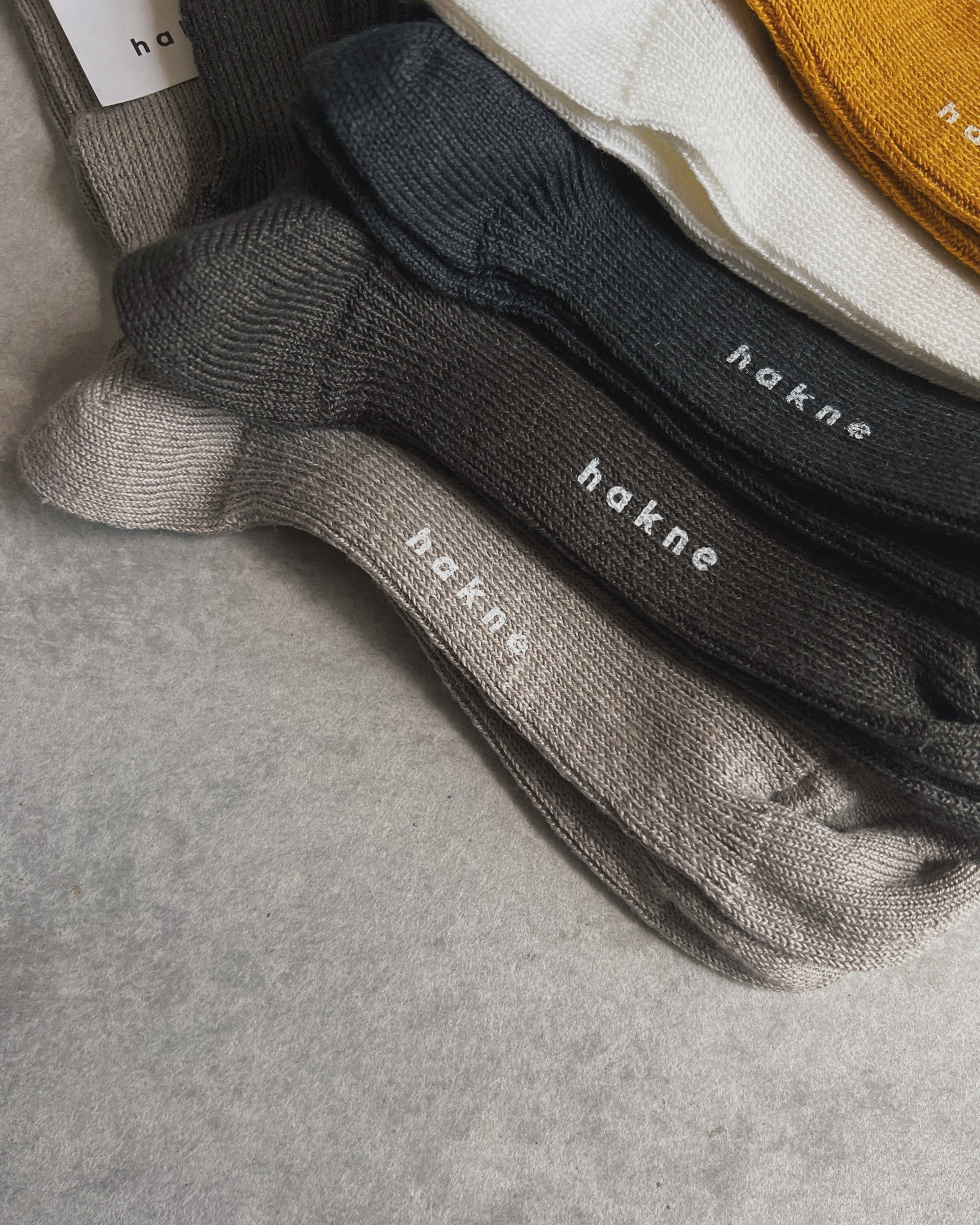hakne : linen ribbed socks