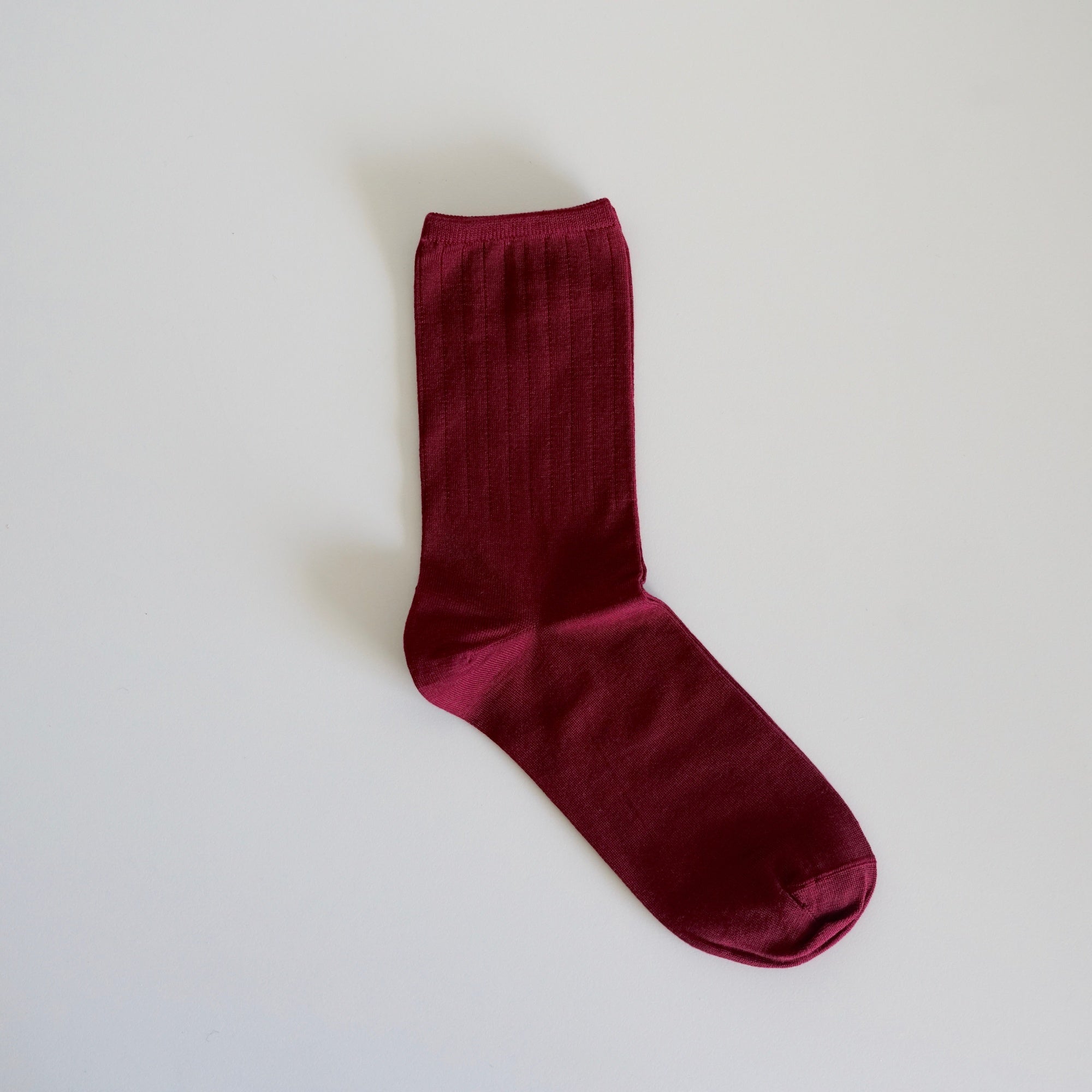 hakne : smooth silk socks