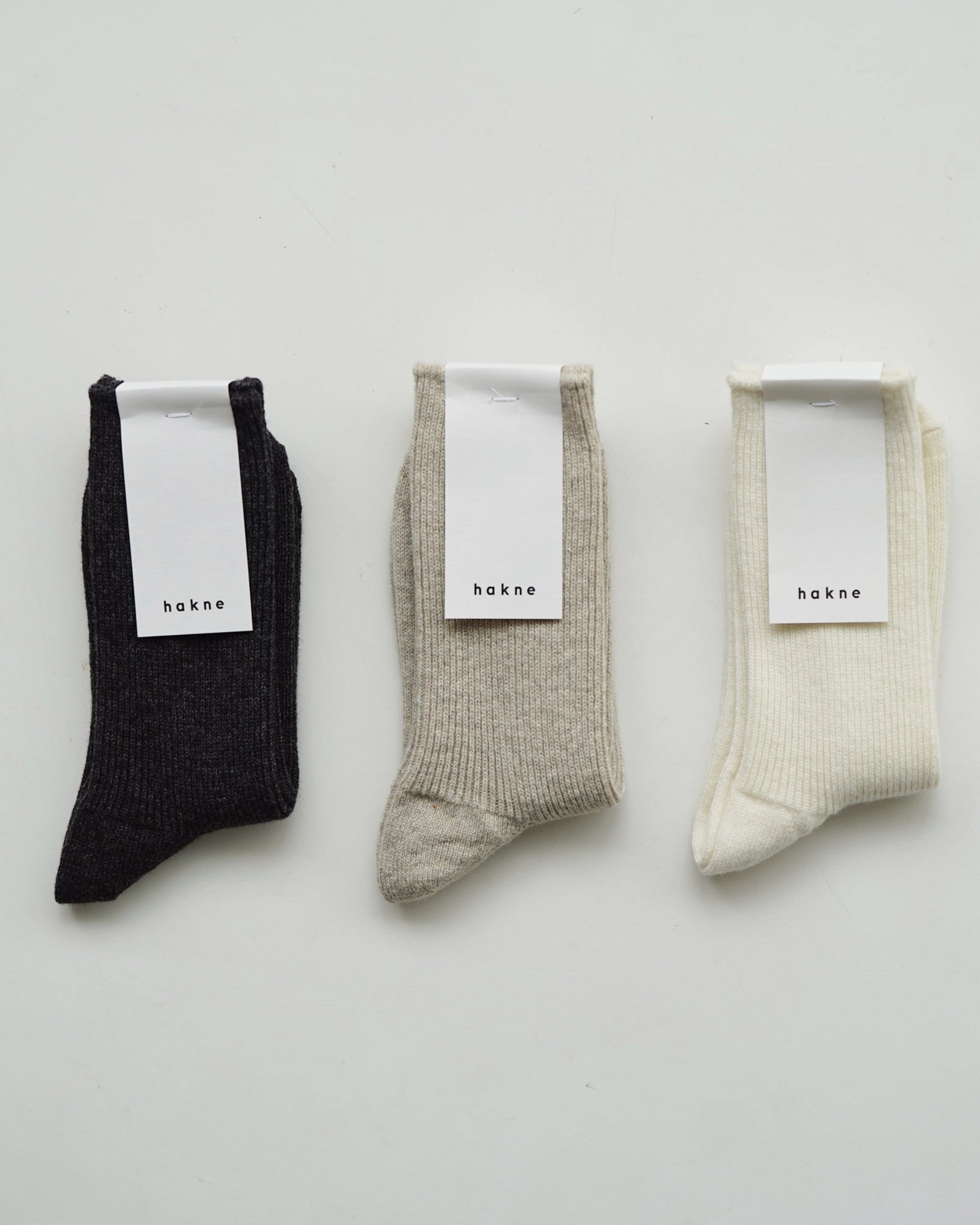 hakne : wool cashmere ribbed socks