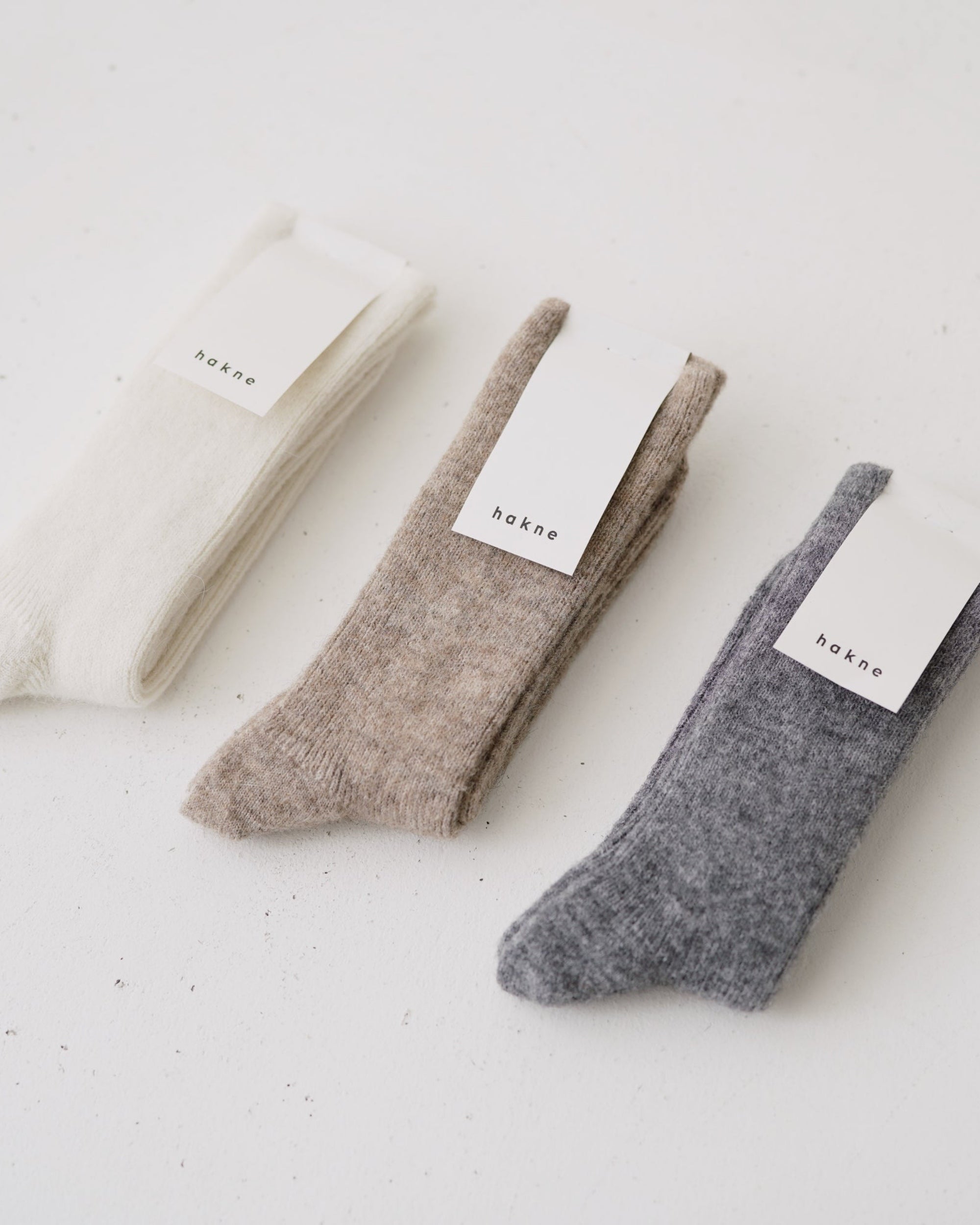 hakne : suri alpaca ribbed socks