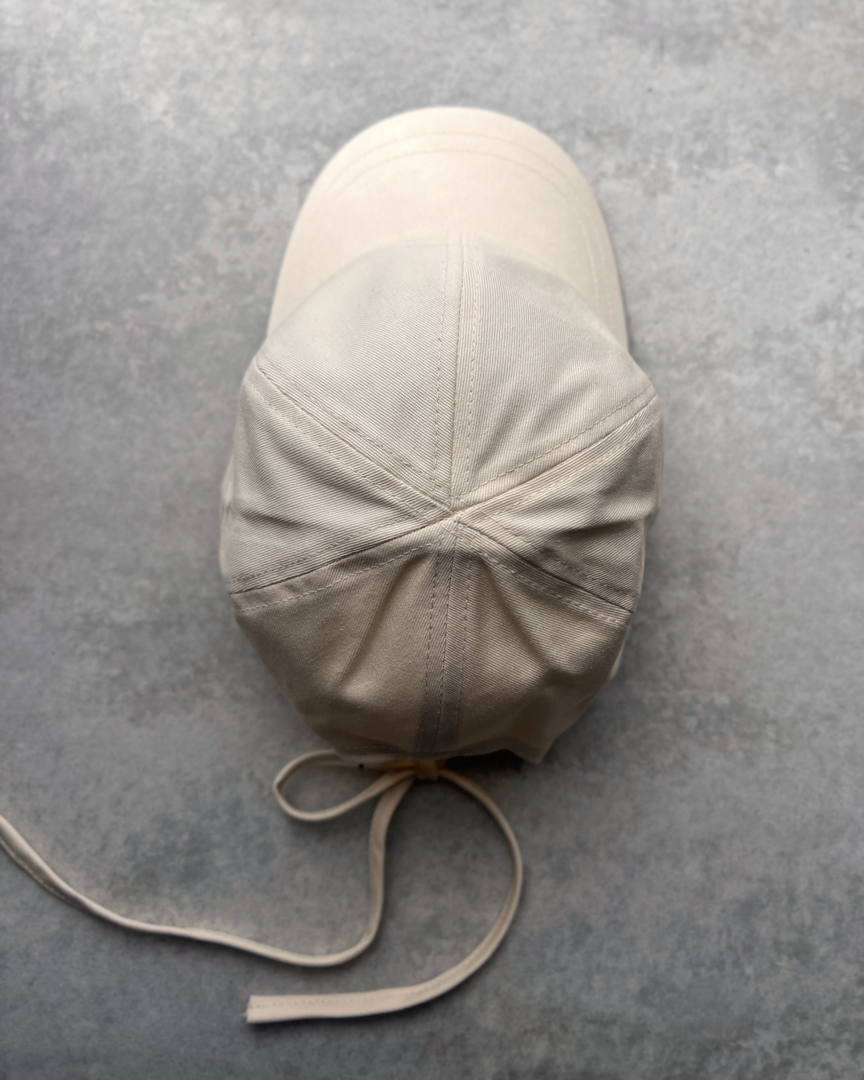 'm' for the maker : oasis cap in vanilla bean