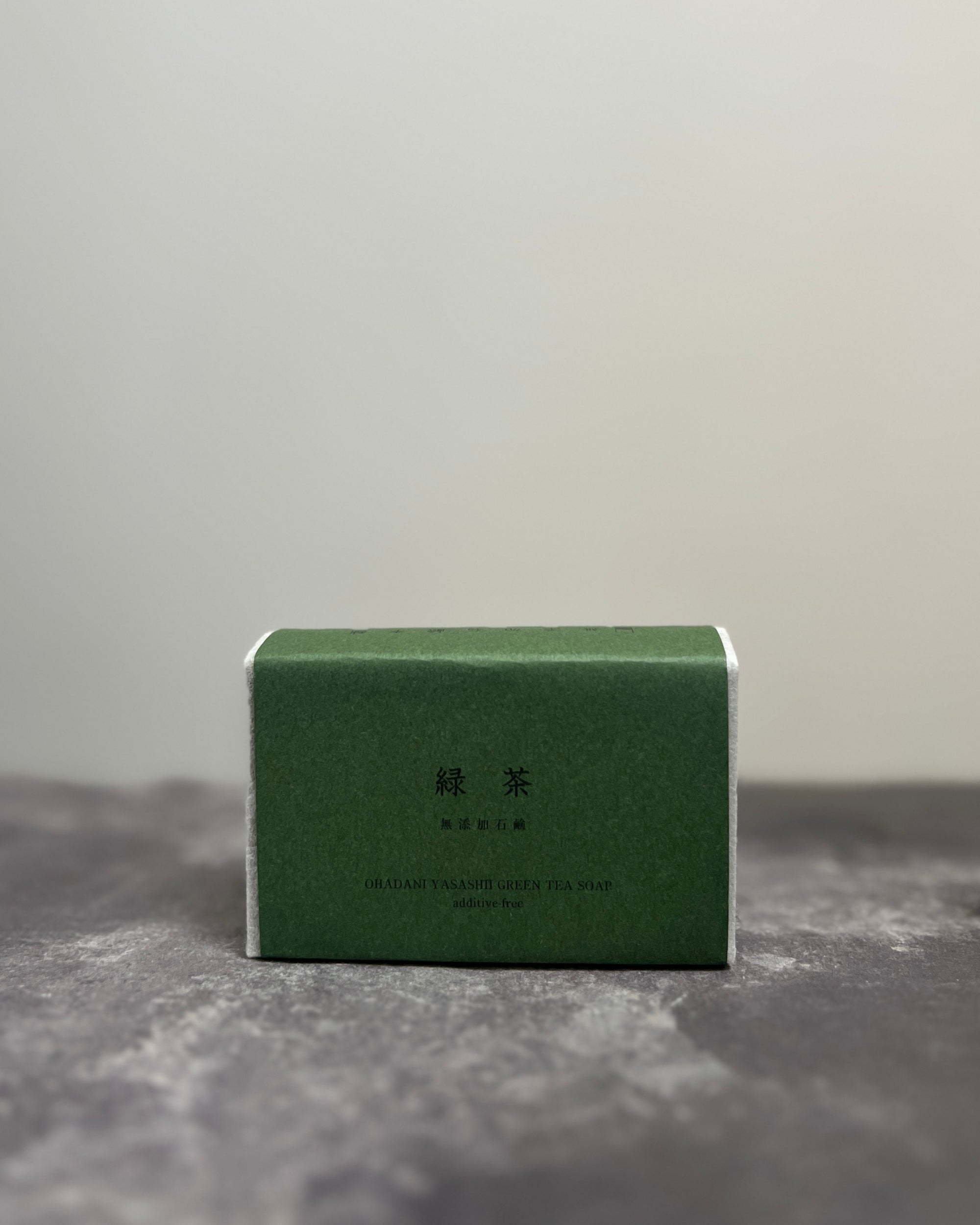Mutenka Sekken Honpo soap : green tea