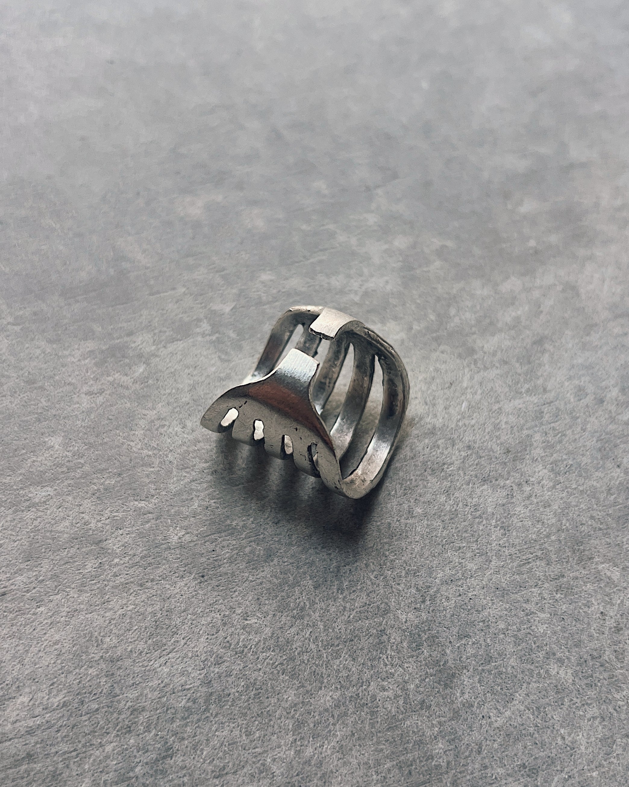 Gülşah Özçelik : split ring