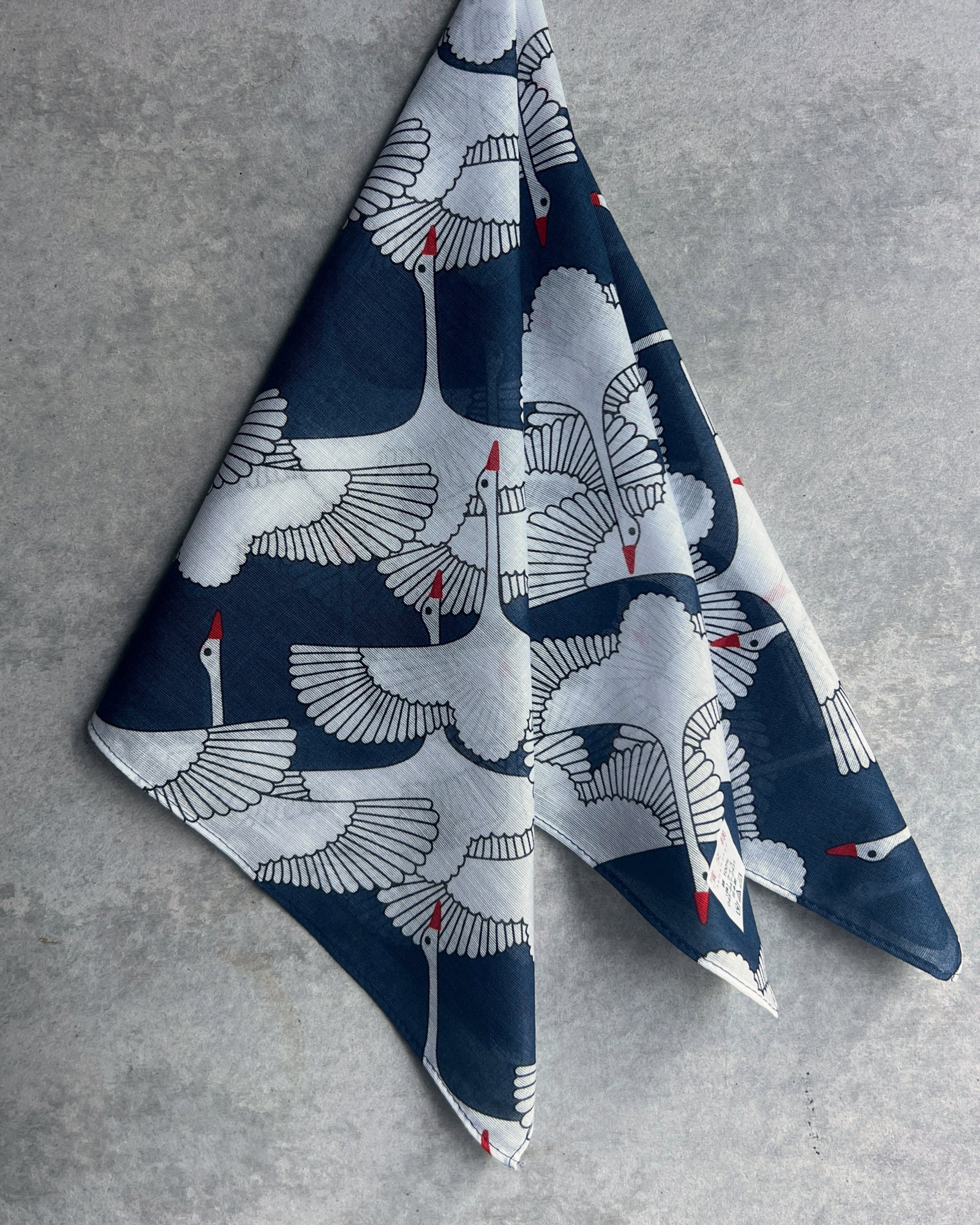Hamamonyo : cotton crane scarf & handkerchief