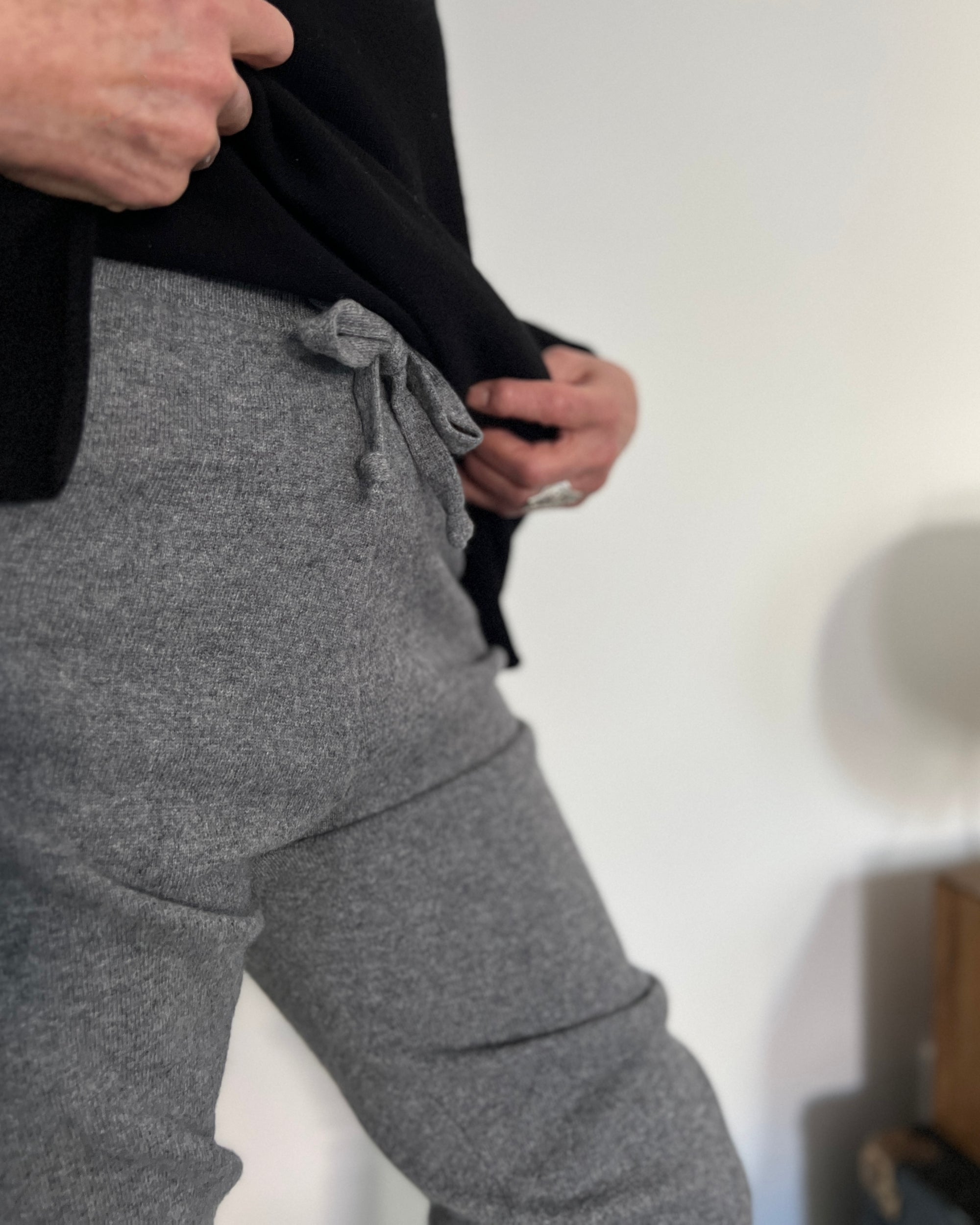 cashmerism : be spoiled track pants in mid grey