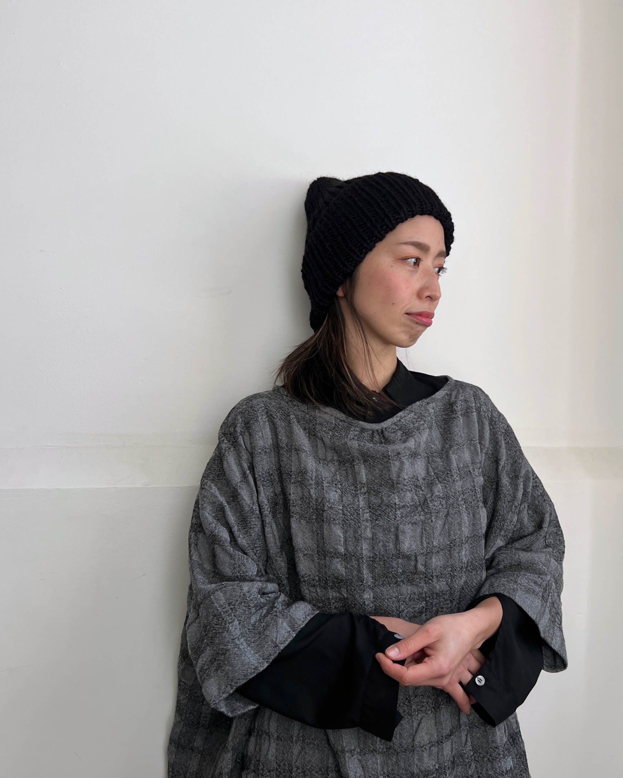 karakoram : alpaca wool ribbed beanie in carbon