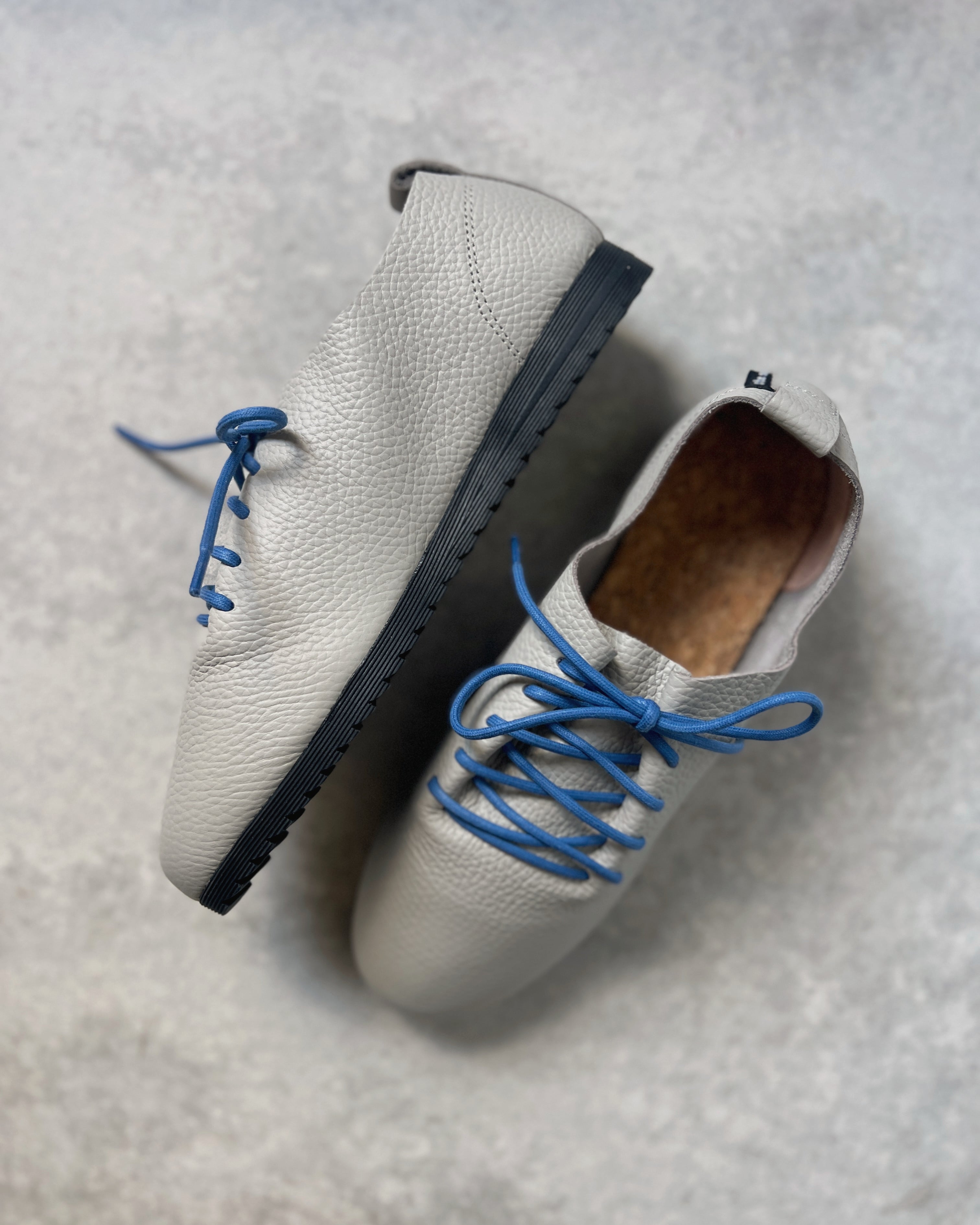 swaanarlberg : japanese leather shoes in dove