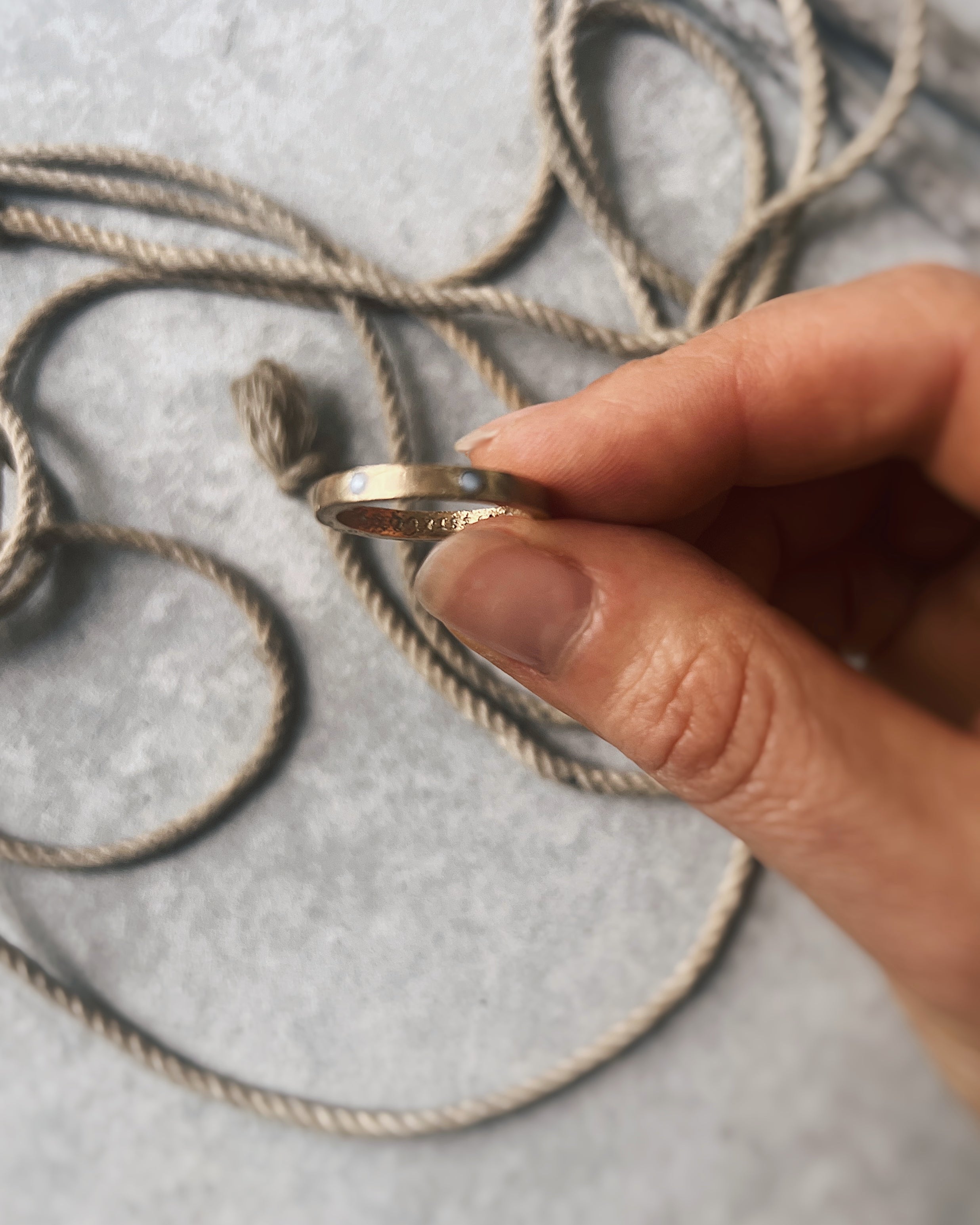 montestruque : two stars and a wish ring in bronze