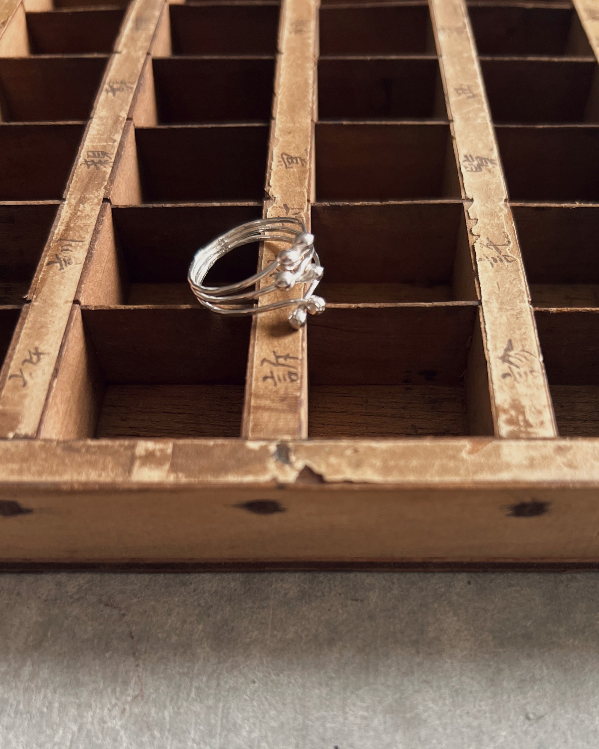steamylab : silver multi drop ring