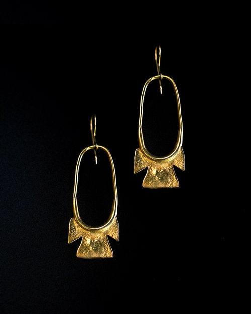Ewa : gold krisa earrings