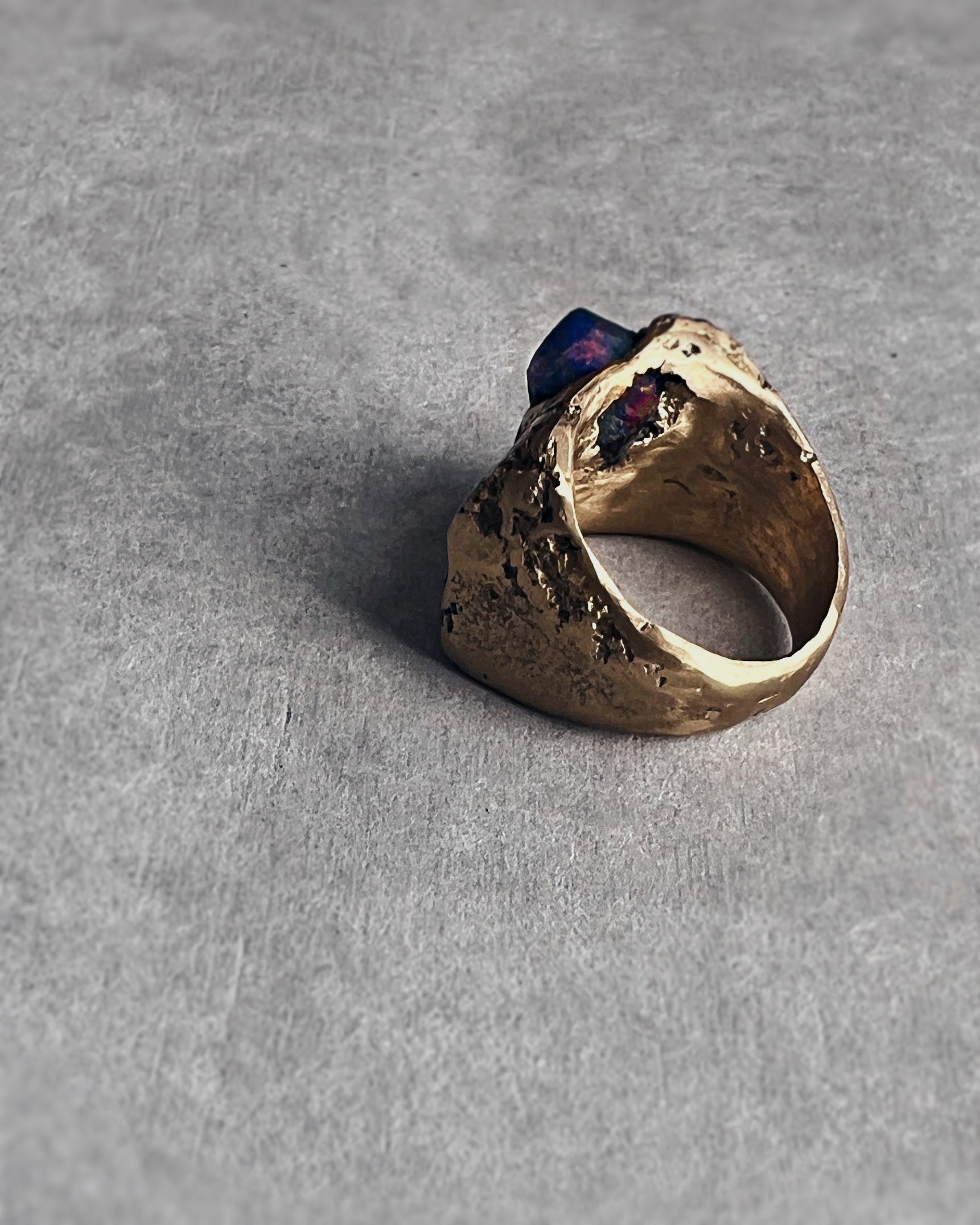 Kaya Viridi : brass ring