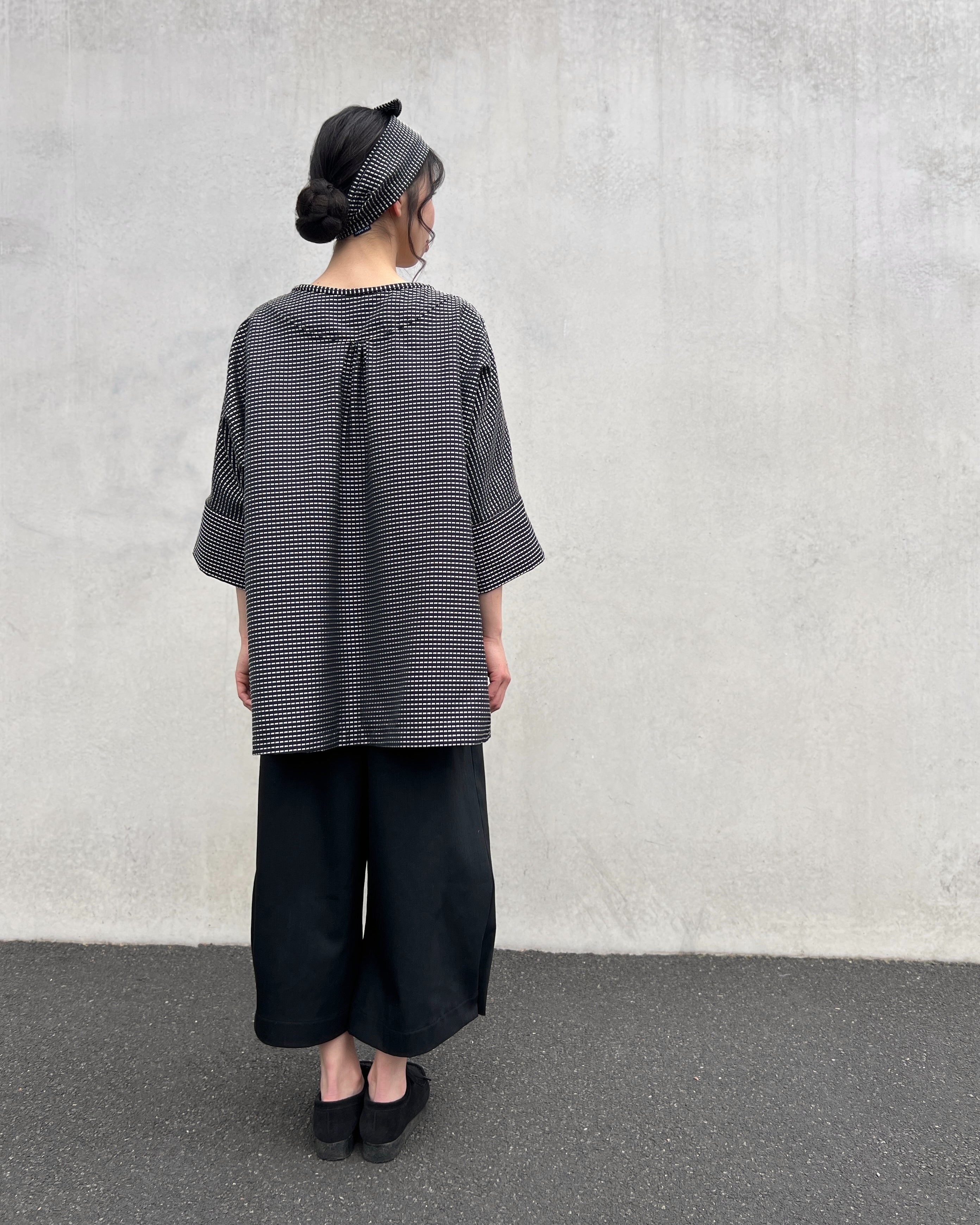 LJ struthers : lunar smock