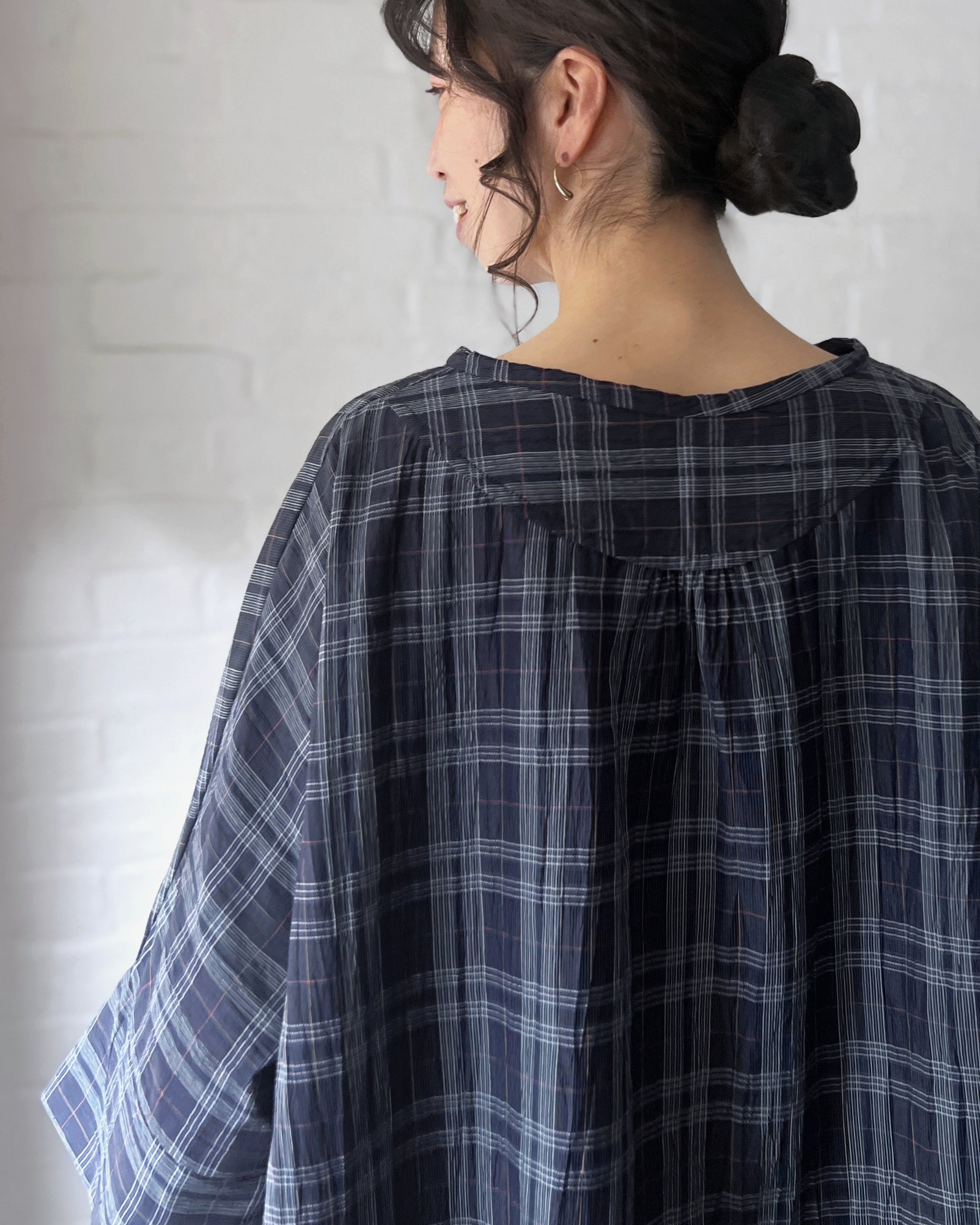 LJ struthers : fine cotton lunar smock