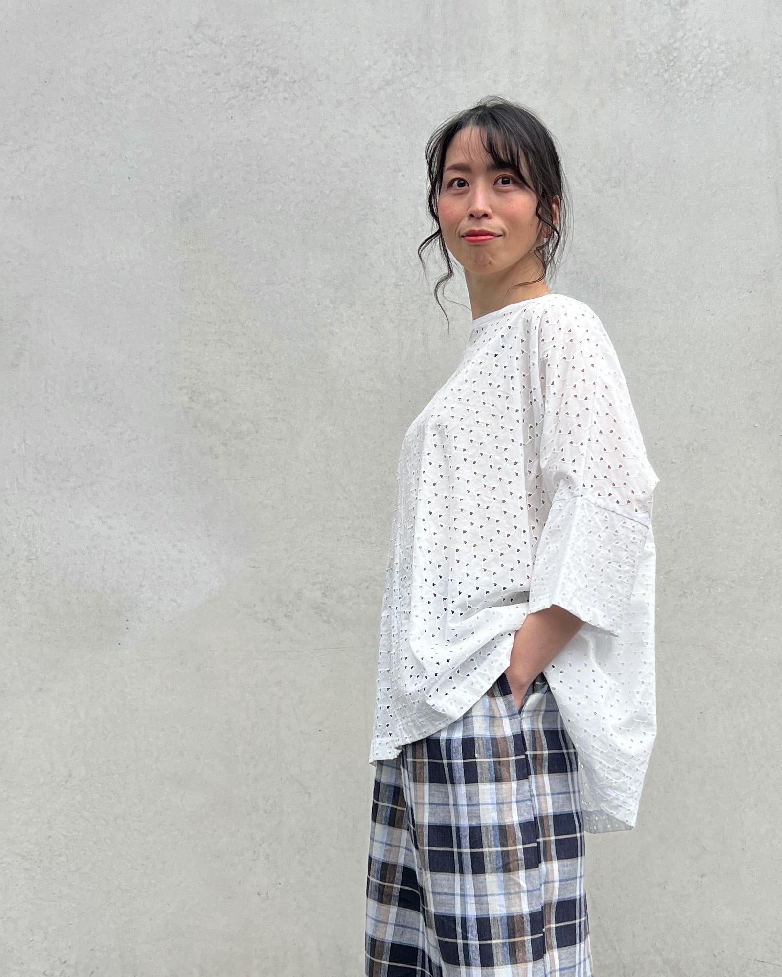 LJ struthers : eyelet cotton lunar smock