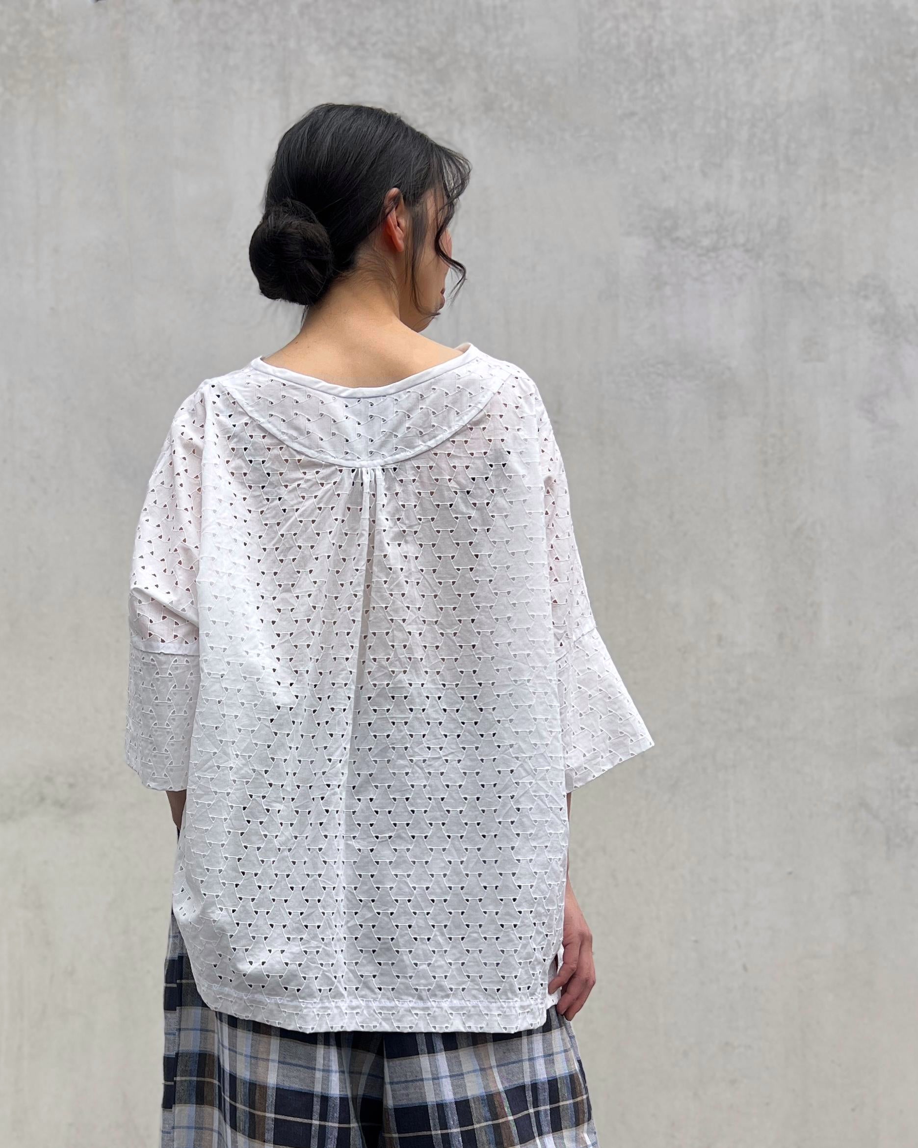 LJ struthers : eyelet cotton lunar smock
