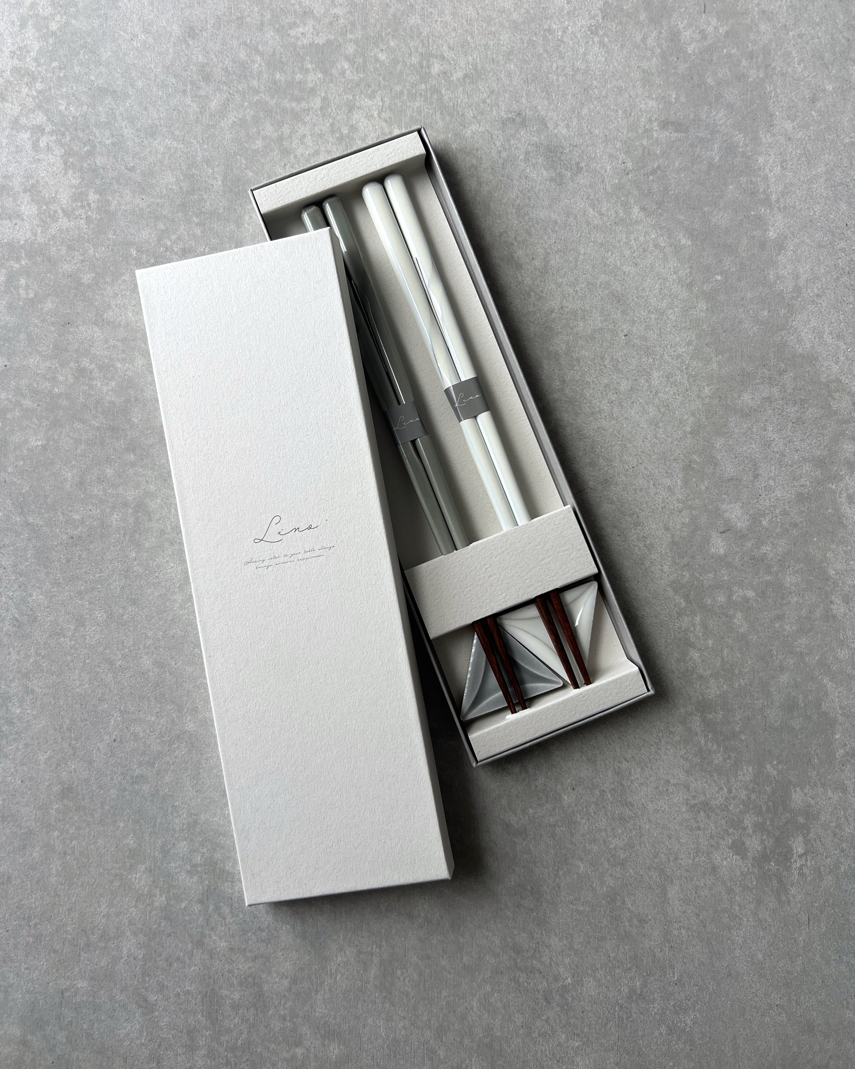boxed chopstick & porcelain rest set