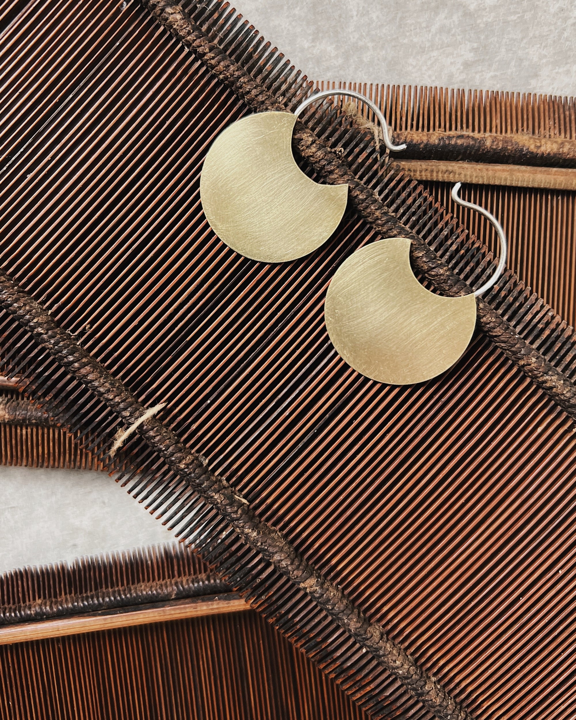 stacey vickery: medium silver & brass disc earrings
