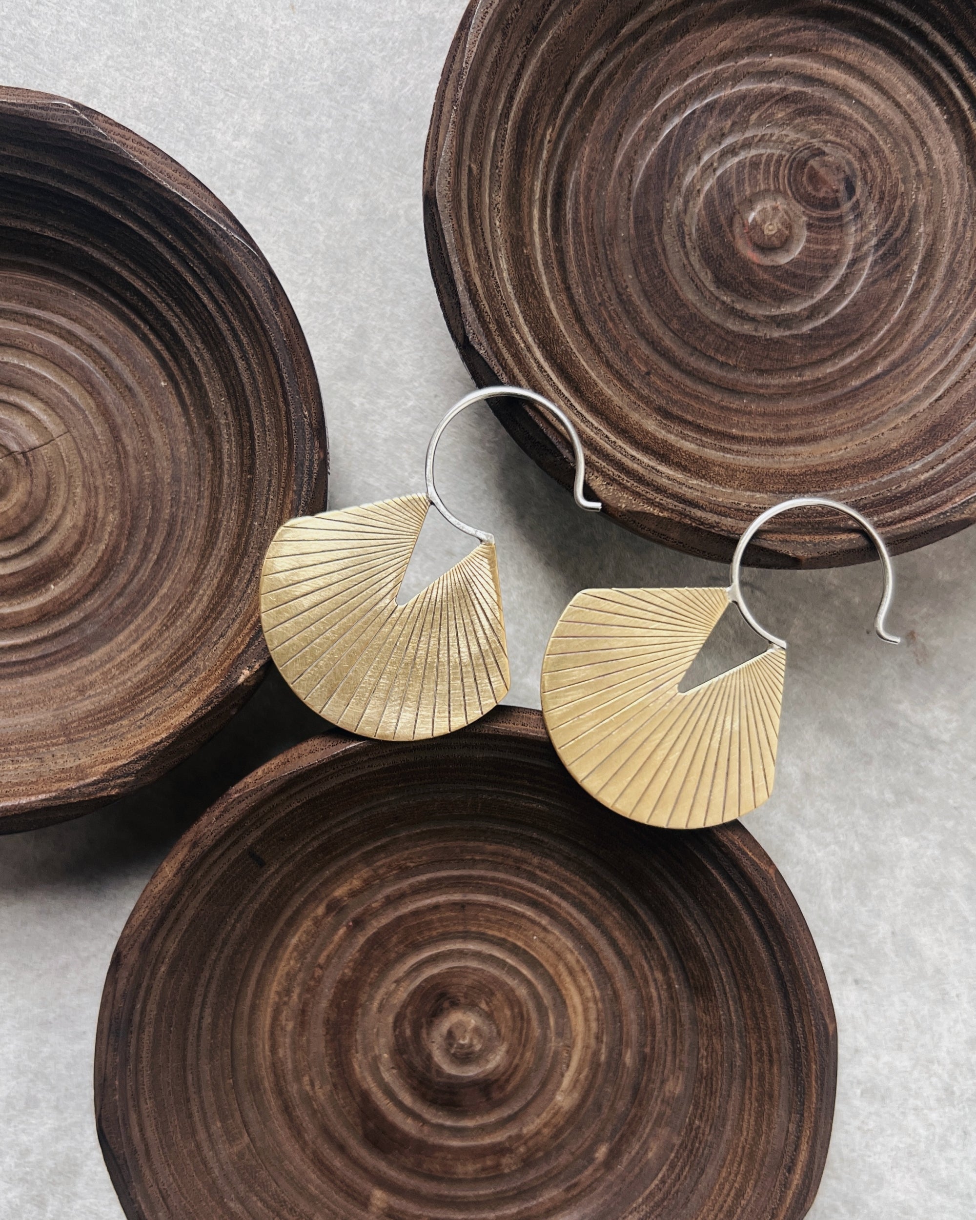 stacey vickery : etched brass fan disc earrings