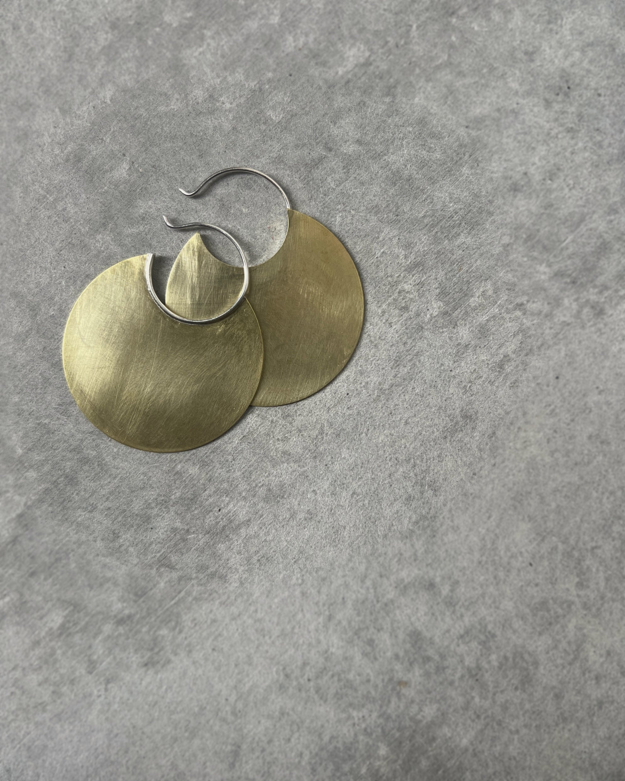 stacey vickery : large brass & silver disc earrings