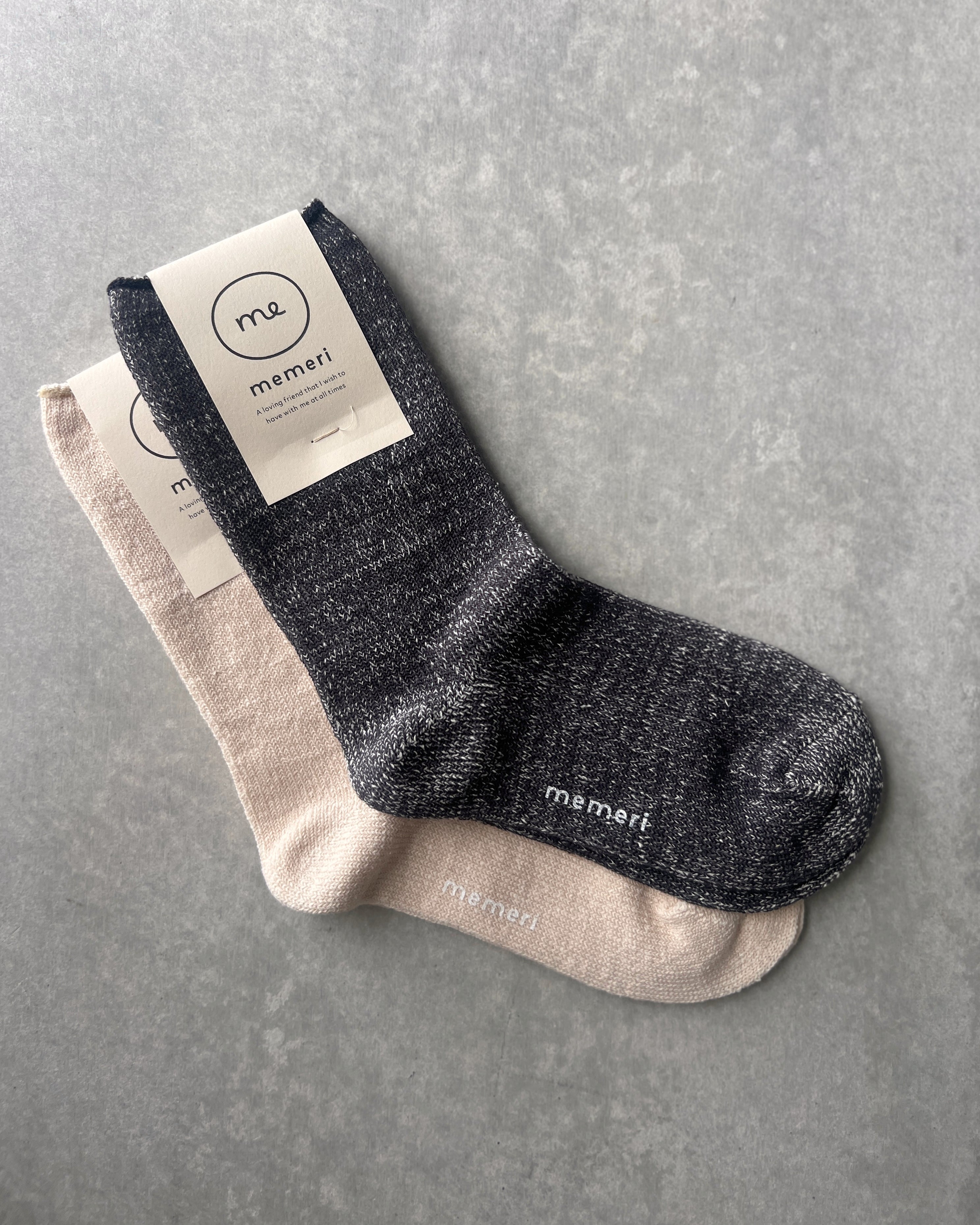 memeri : cotton silk socks