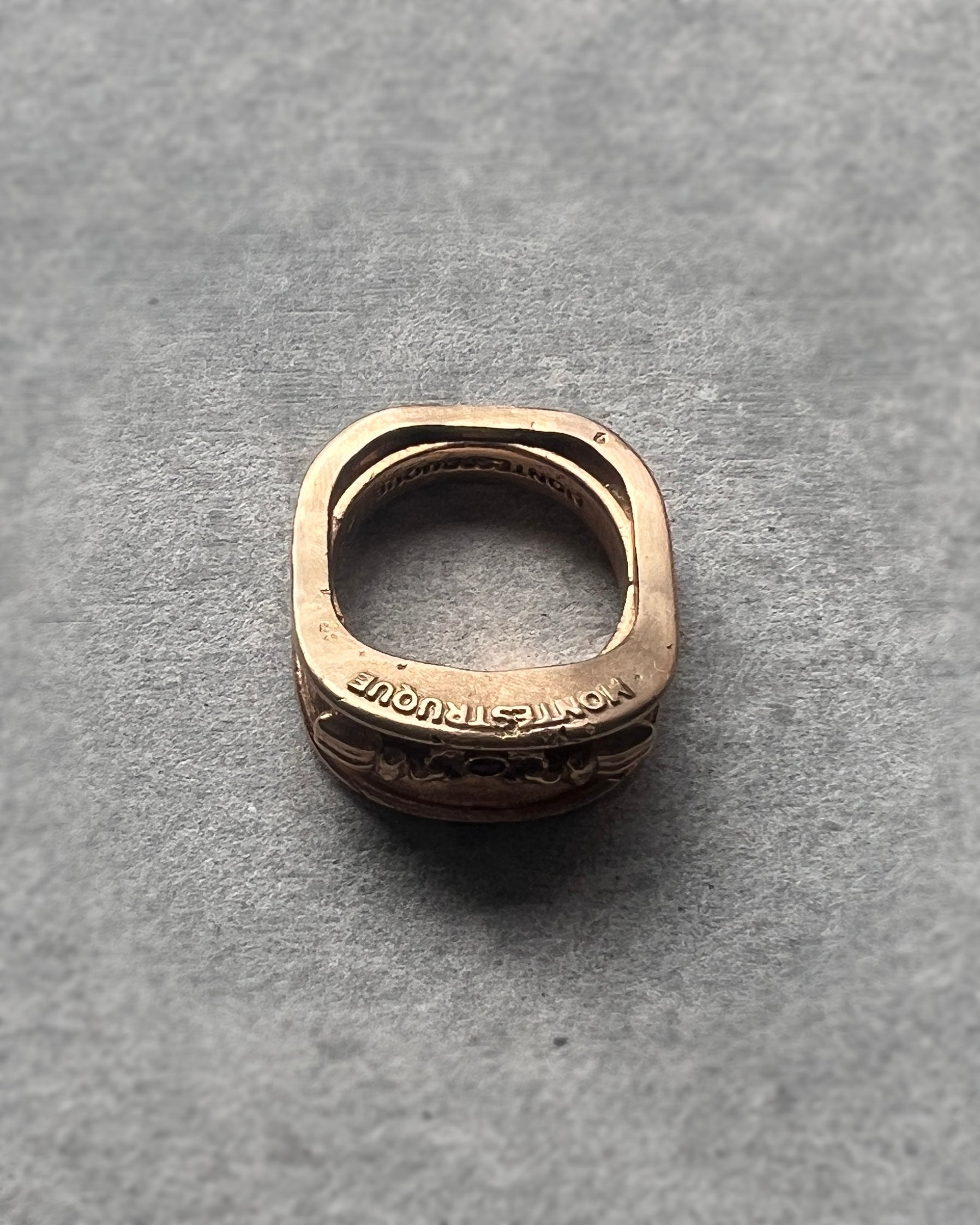 montestruque : resurrection moonstone ring